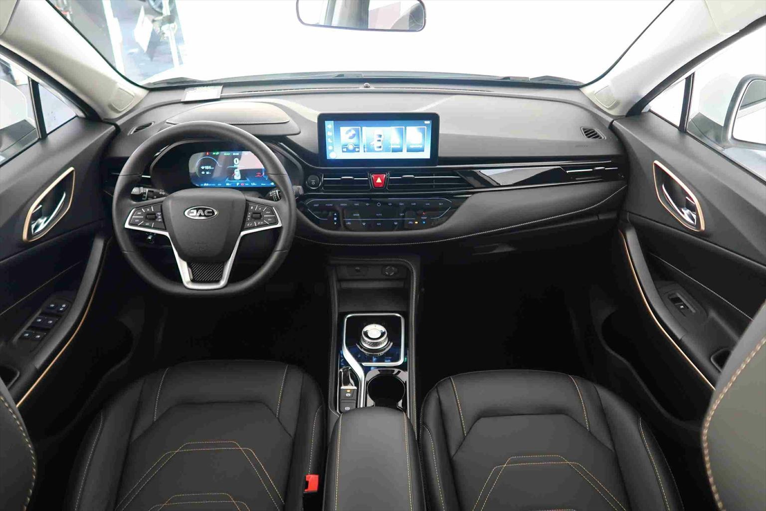 JAC e-JS4 EV Elektro Automat SUV-image-4