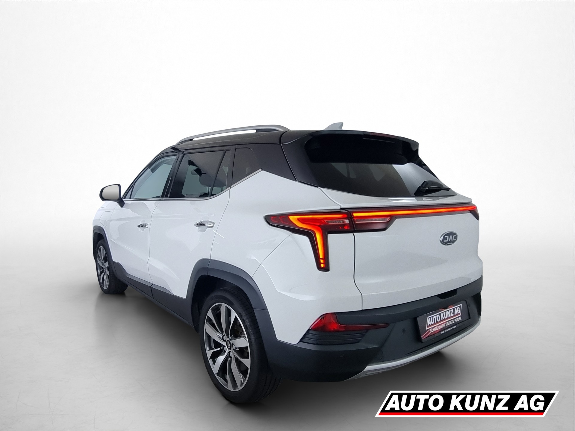 JAC e-JS4 EV Elektro Automat SUV-showroom-element-3