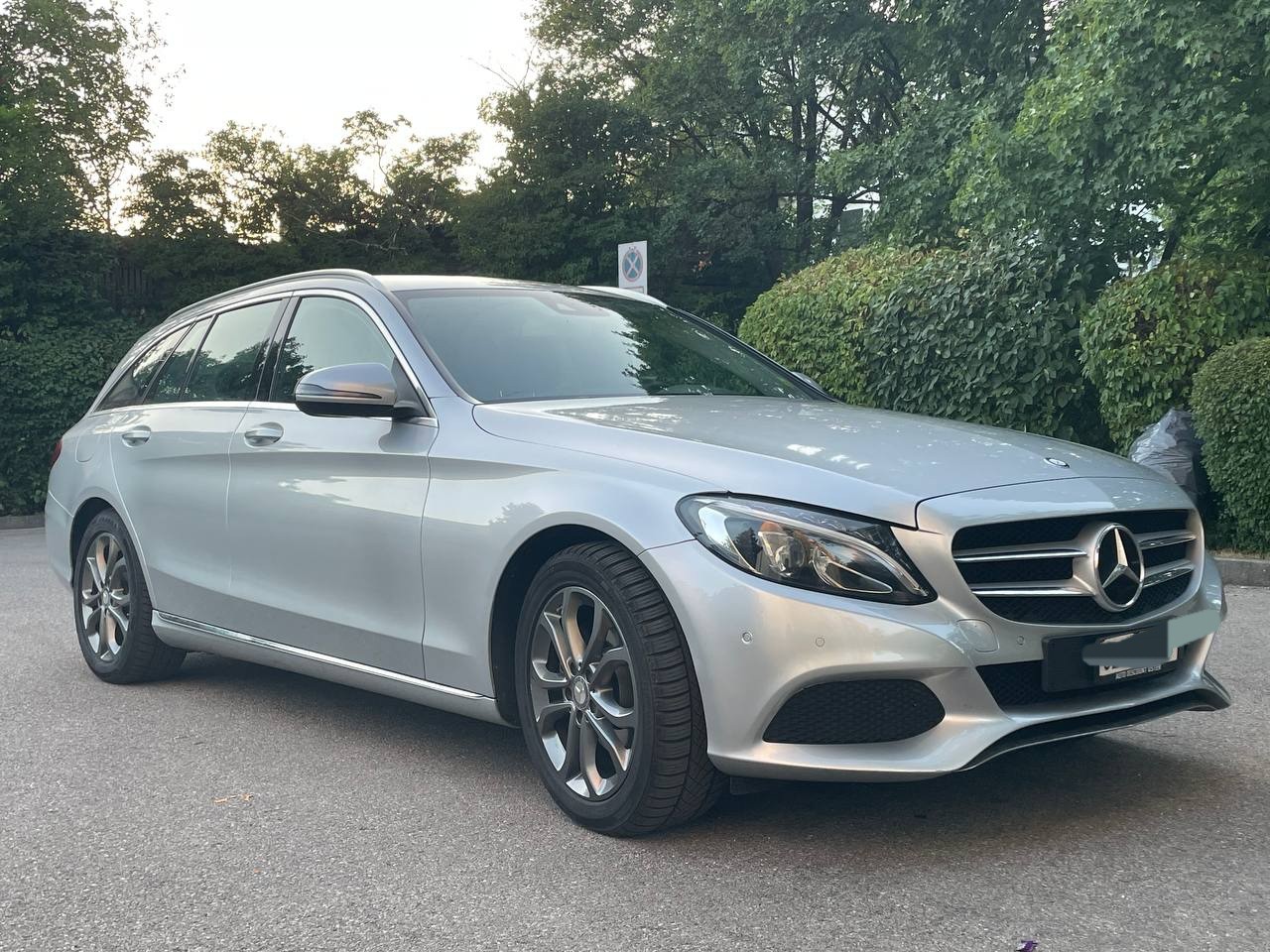 MERCEDES-BENZ C Klasse-image-0
