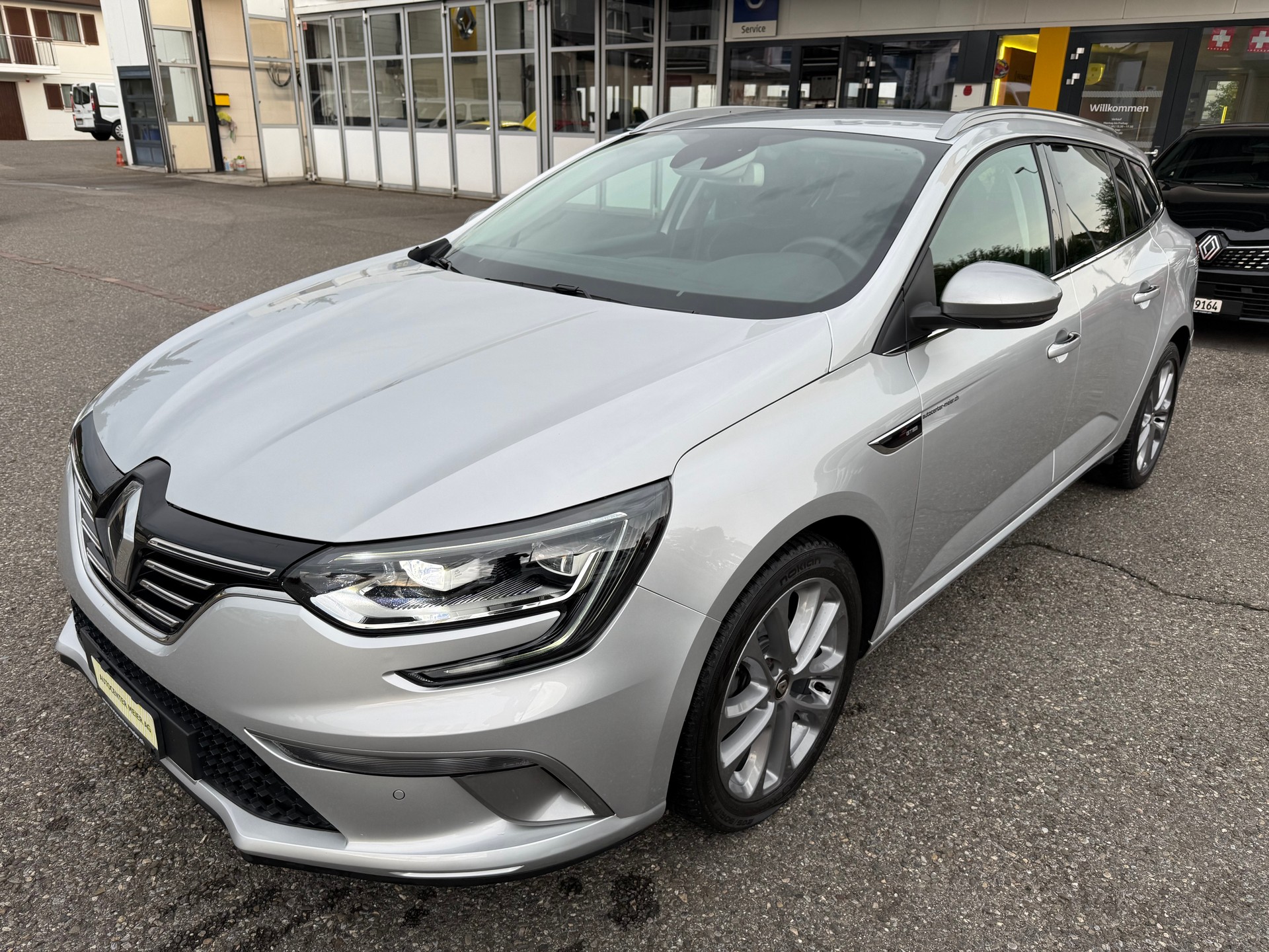 RENAULT Mégane Grandtour 1.3 16V Turbo GT Line EDC-image-1