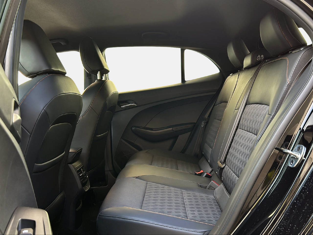 MG 3 1.5 Hybrid Luxury-image-5