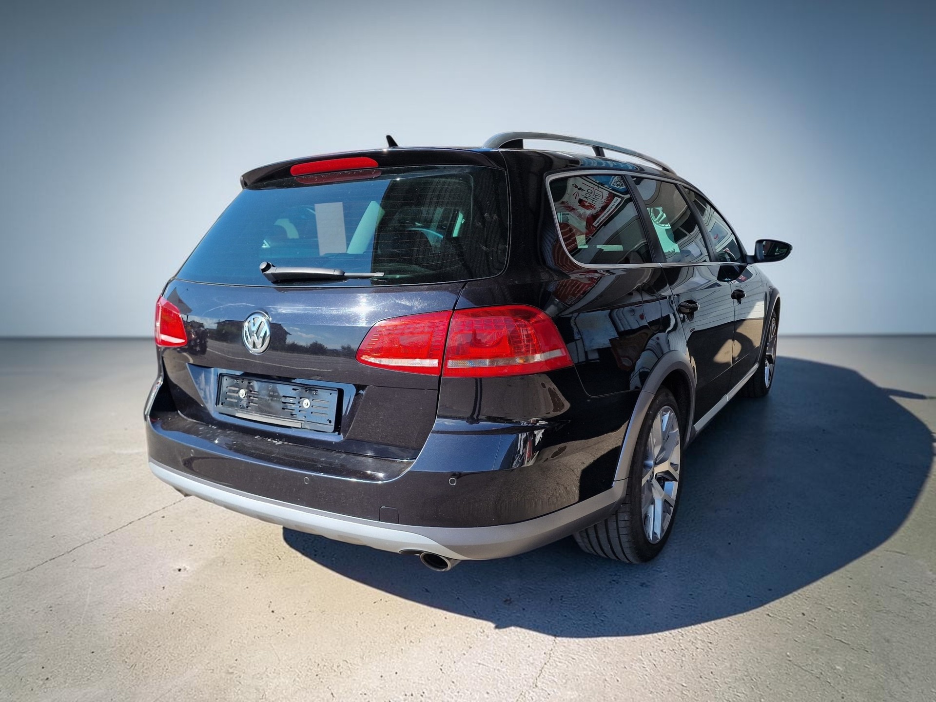 VW Passat Alltrack 2.0 TDI BMT 4Motion DSG 12Mt Gara 8xAlu-image-7