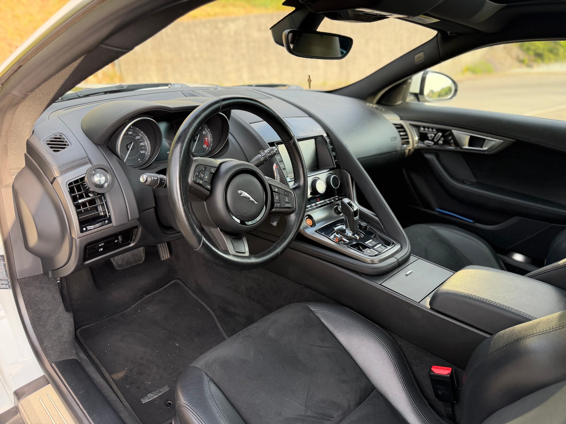 JAGUAR 3.0 V6 S-image-5
