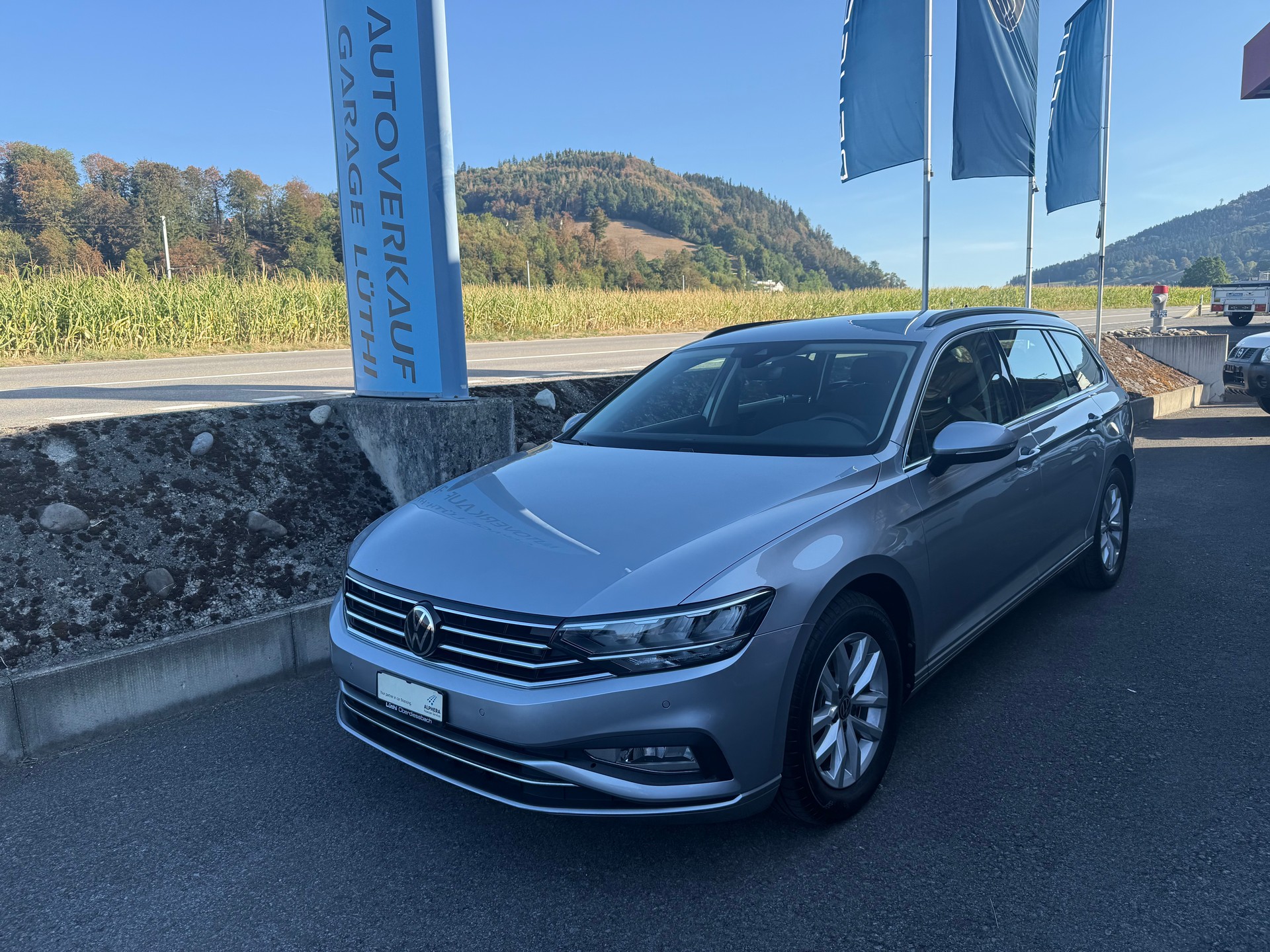VW Passat 2.0 TDI BMT Business-image-0