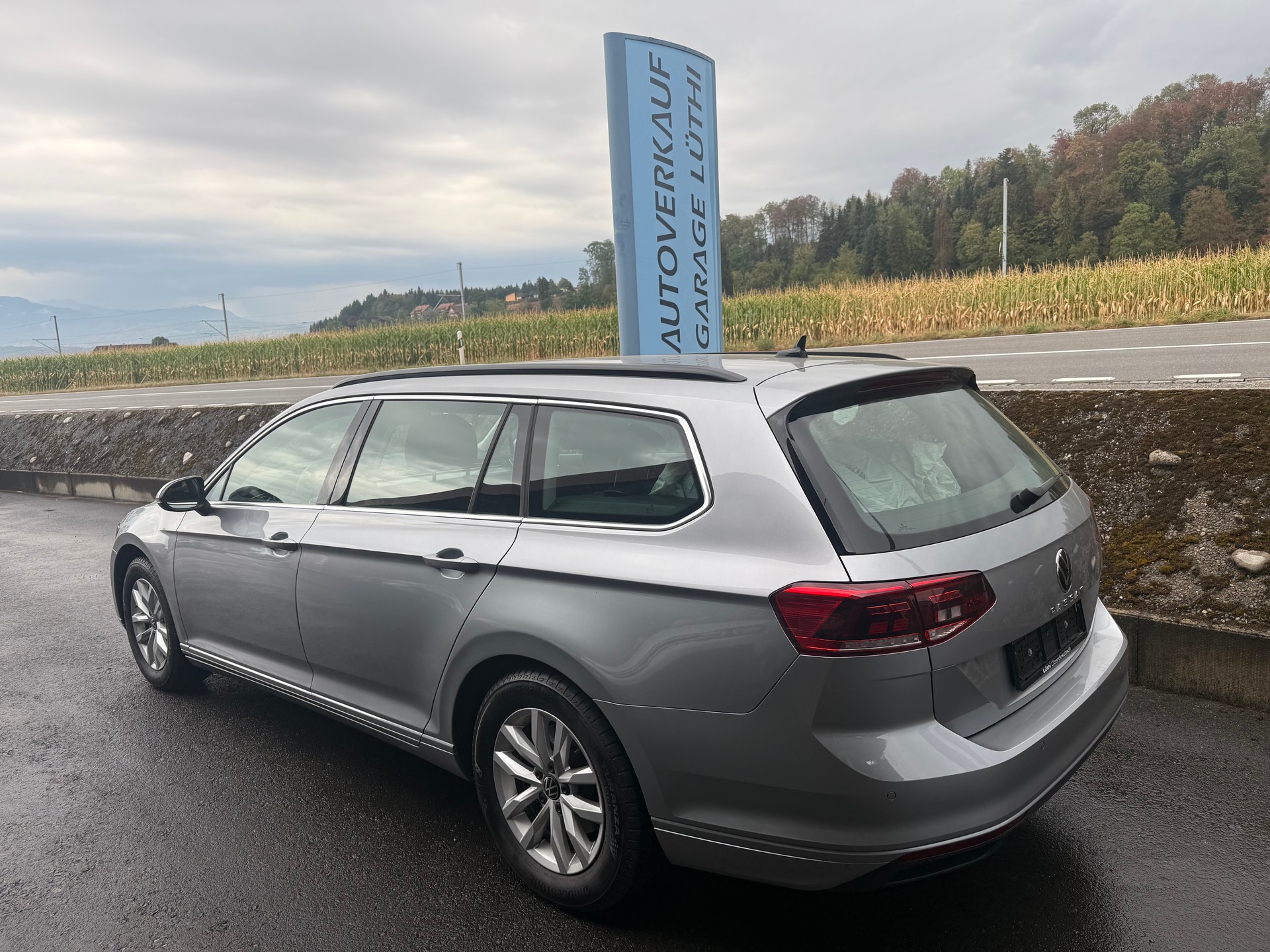 VW Passat 2.0 TDI BMT Business-showroom-element-1