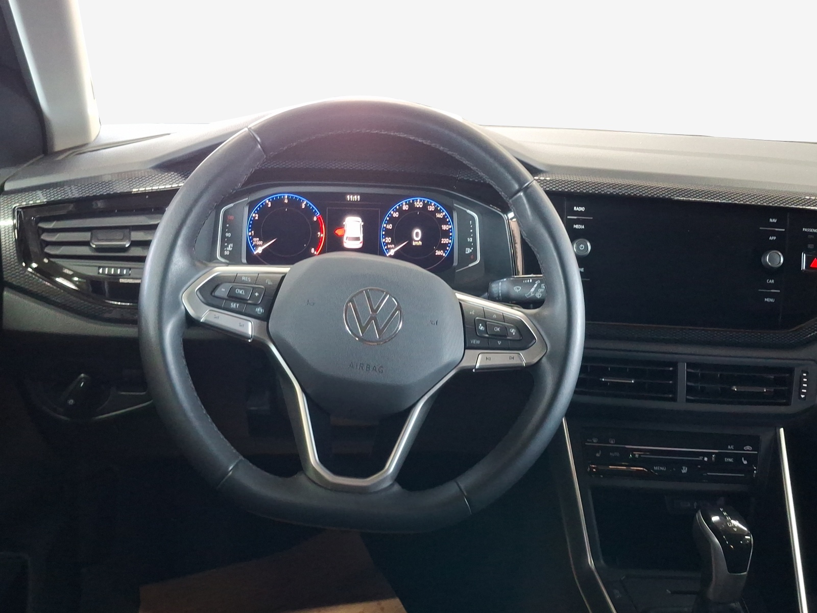VW Polo 1.0 TSI Life DSG-image-8