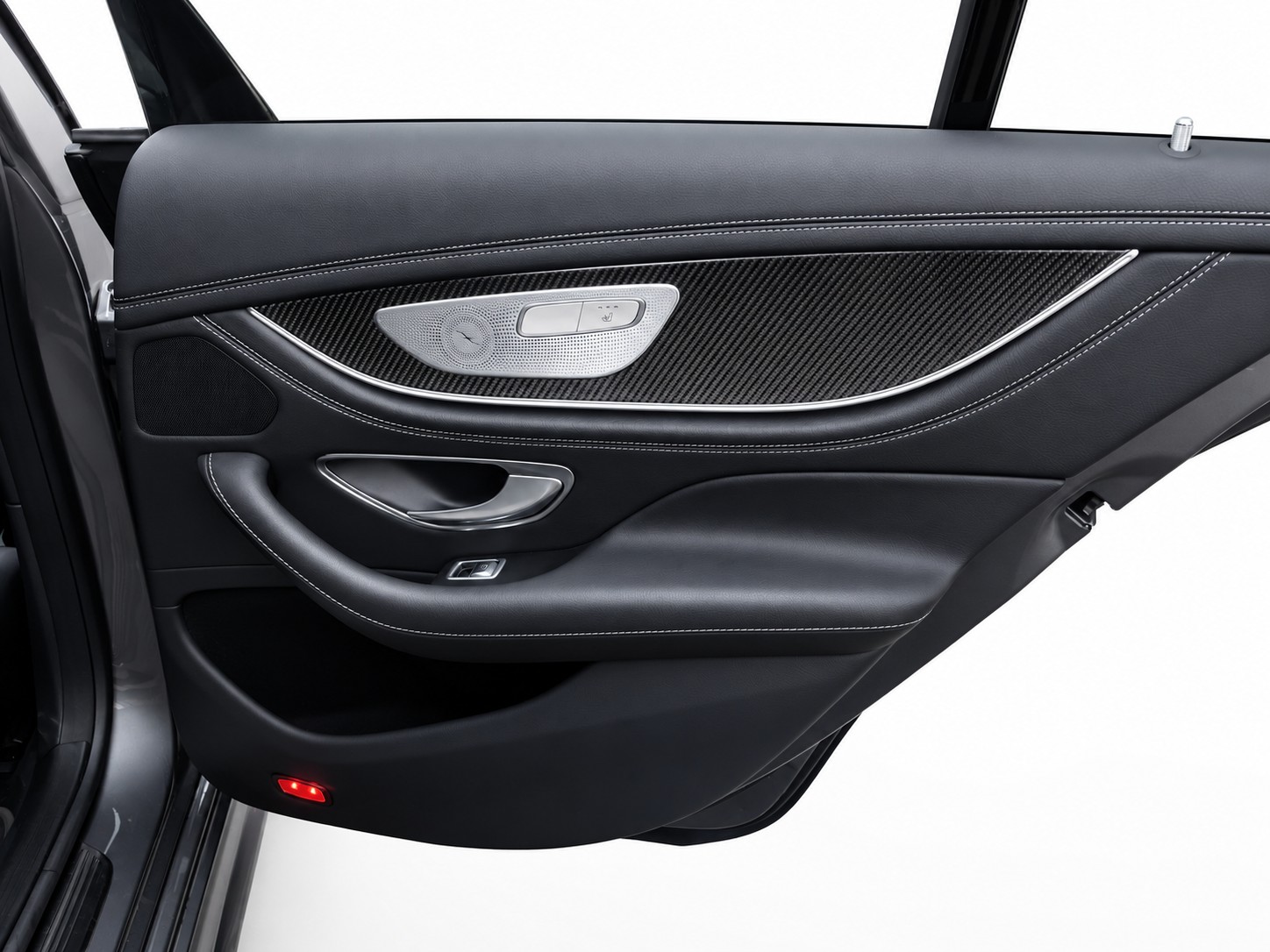 MERCEDES-BENZ CLS 450 AMG Line 4matic * CH FAHRZEUG *-image-19