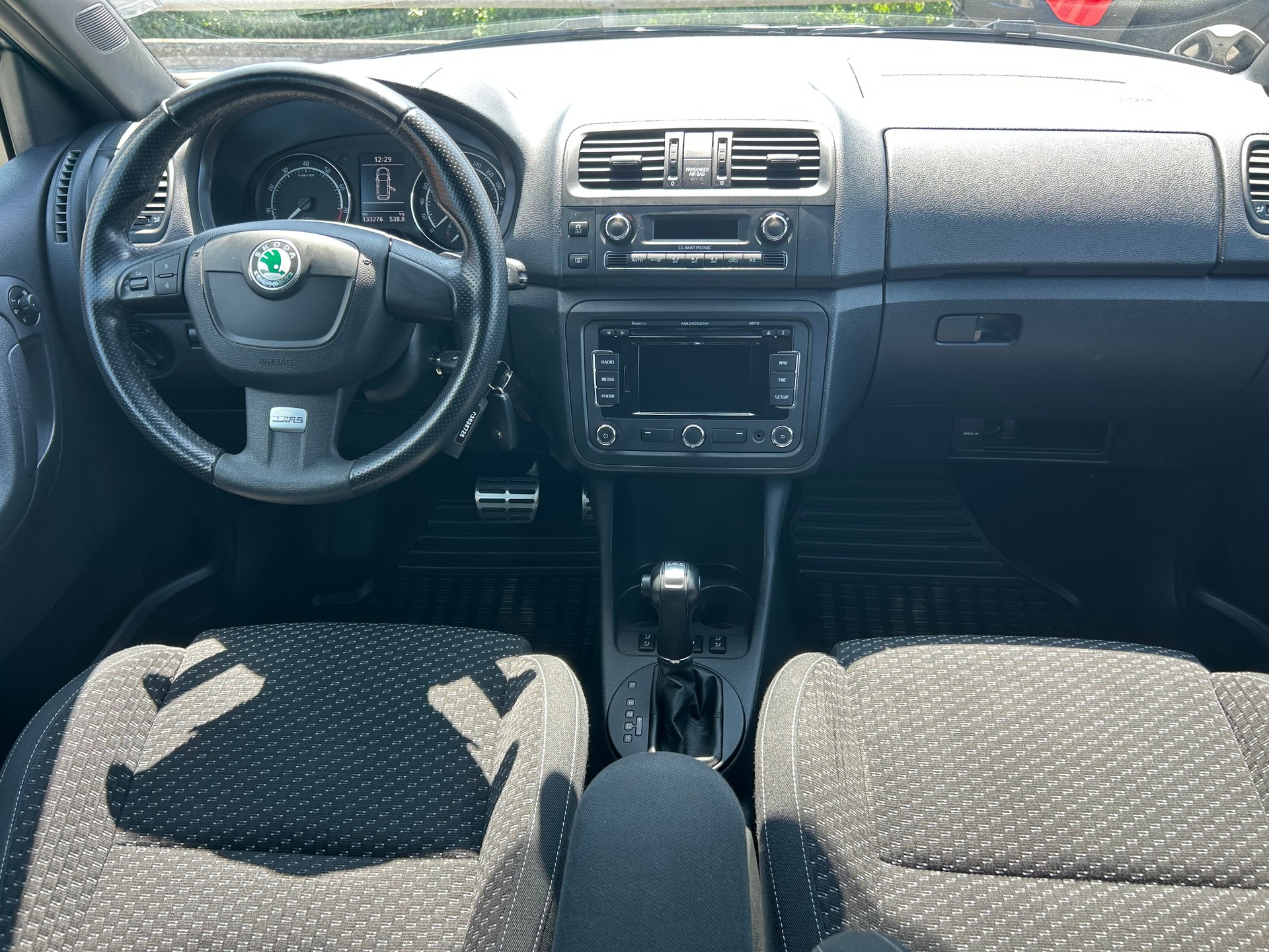 SKODA Fabia 1.4 TSI RS DSG-image-7