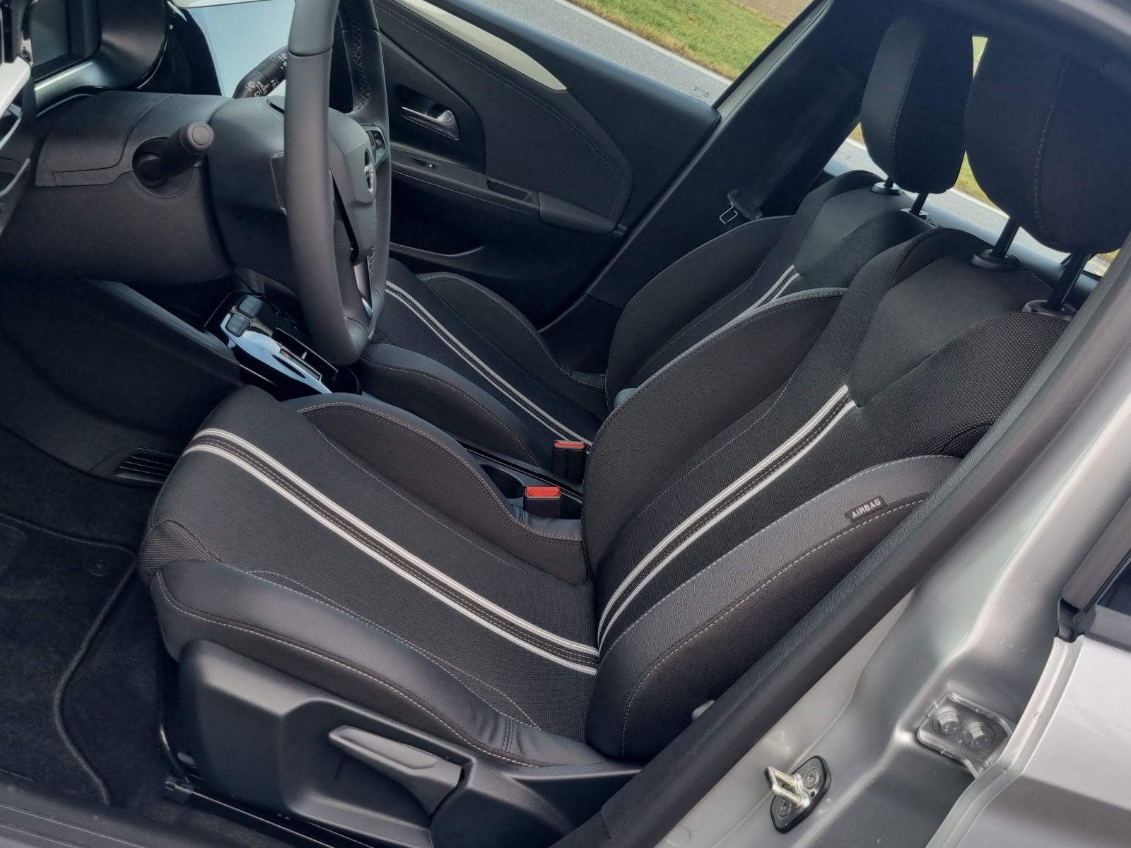 OPEL Corsa 1.2 T Hybrid Viva-image-6