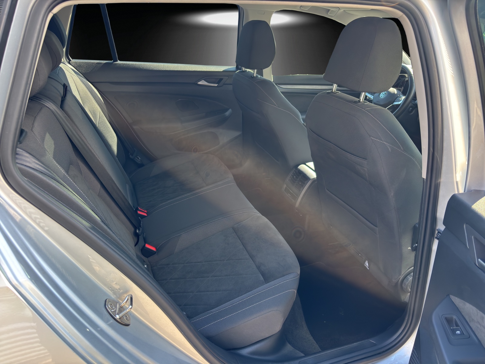 VW Golf Variant 2.0 TSI Style DSG-image-7