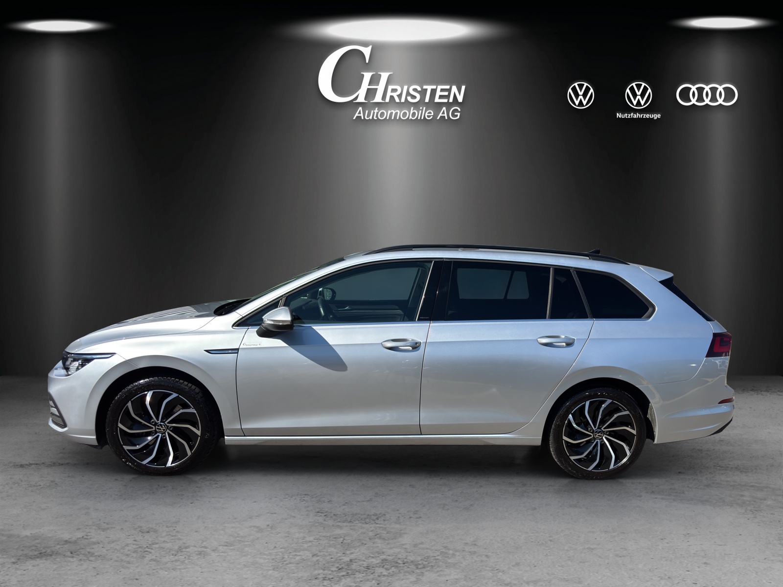 VW Golf Variant 2.0 TSI Style DSG-image-1