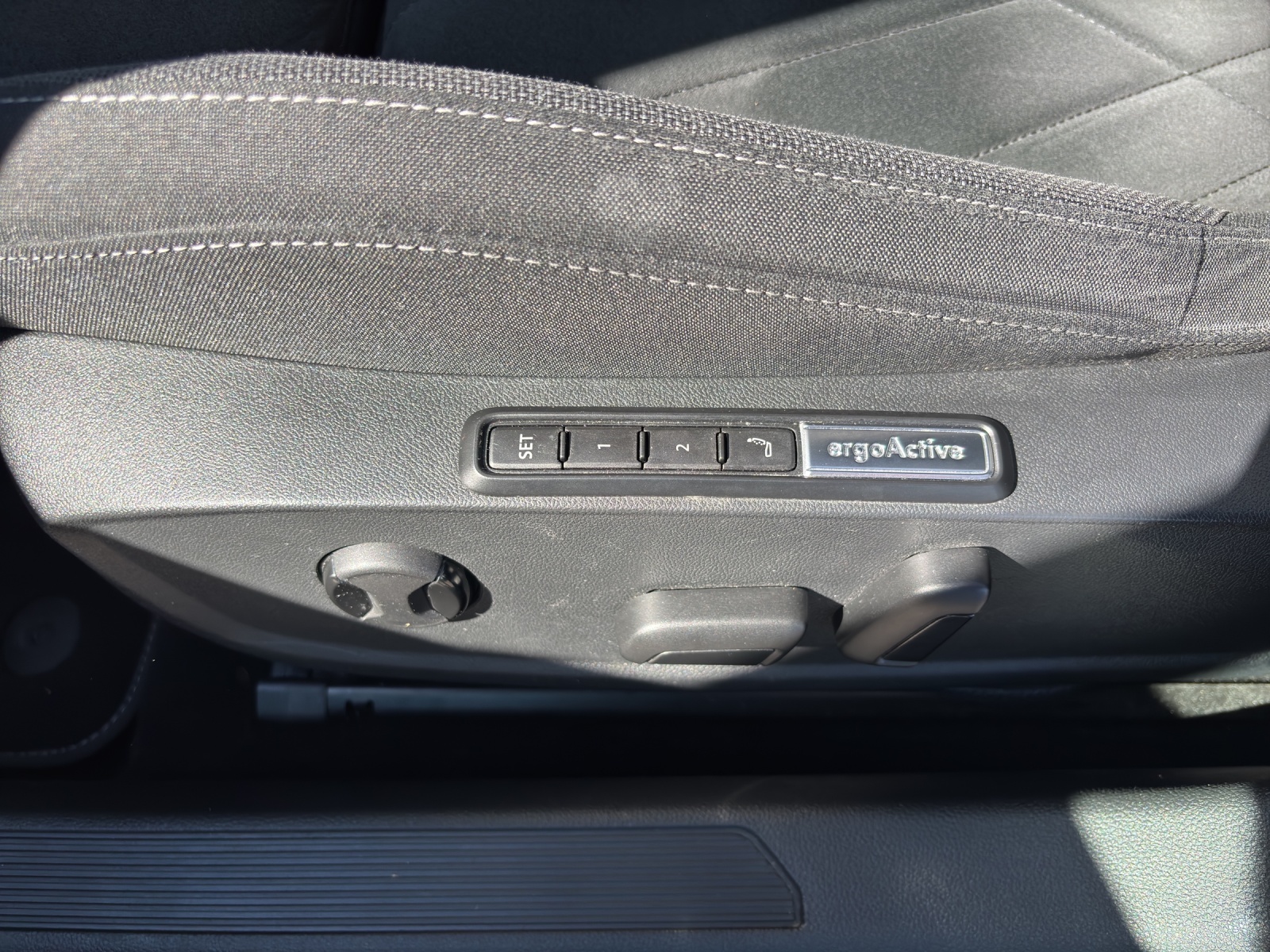 VW Golf Variant 2.0 TSI Style DSG-image-13