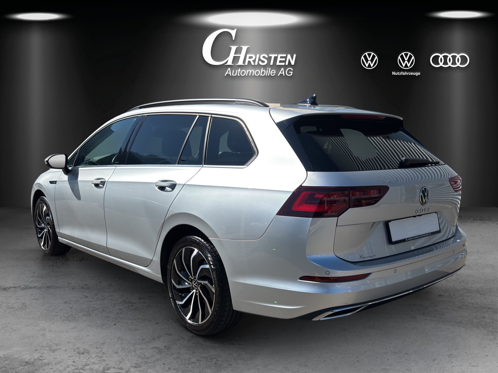 VW Golf Variant 2.0 TSI Style DSG-image-3