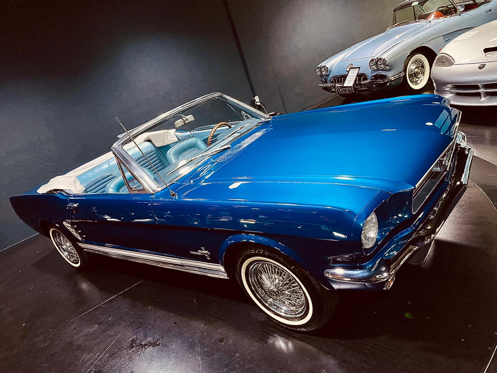 FORD Mustang Cabriolet SIX-image-0