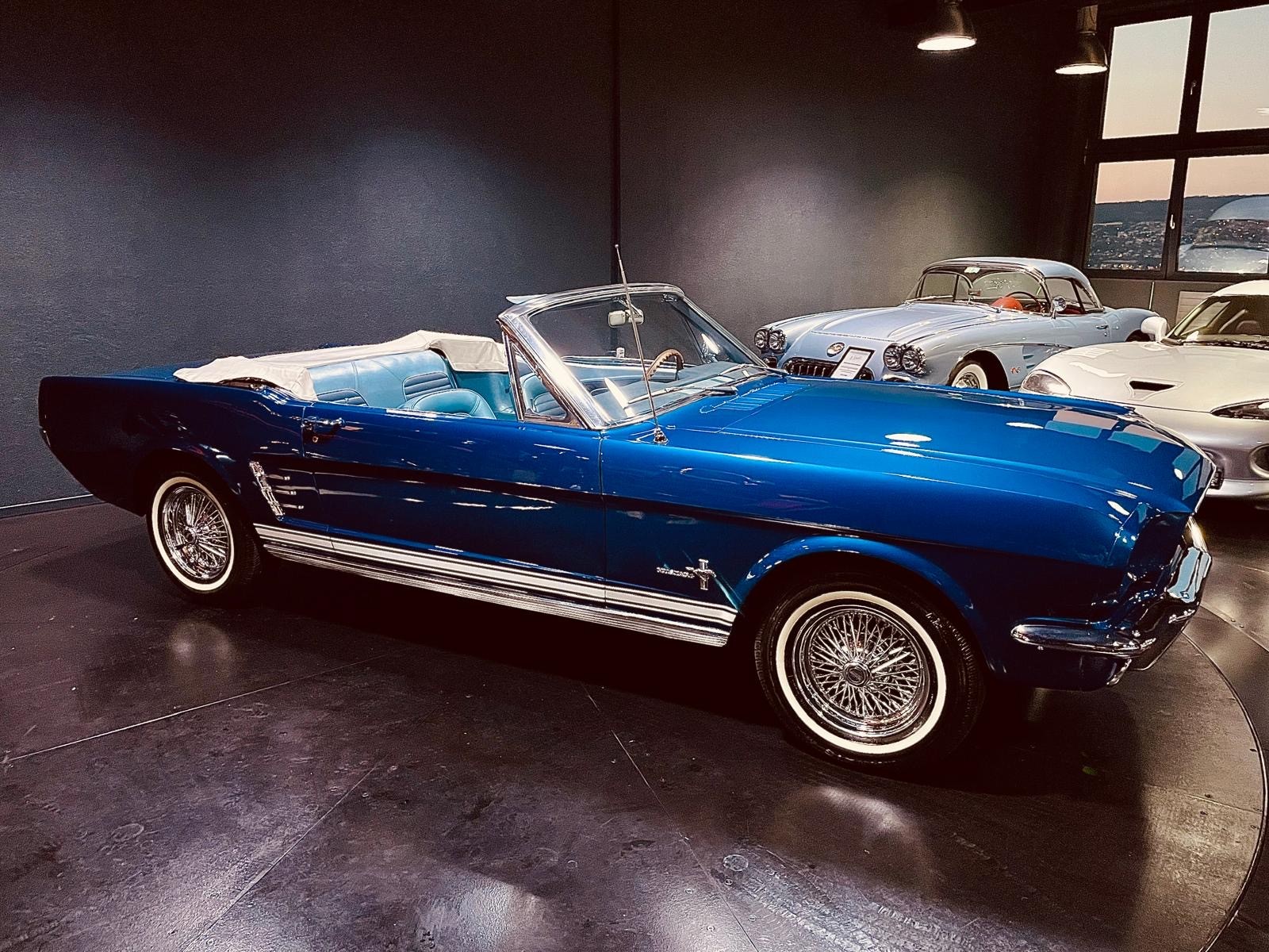 FORD Mustang Cabriolet SIX-image-5
