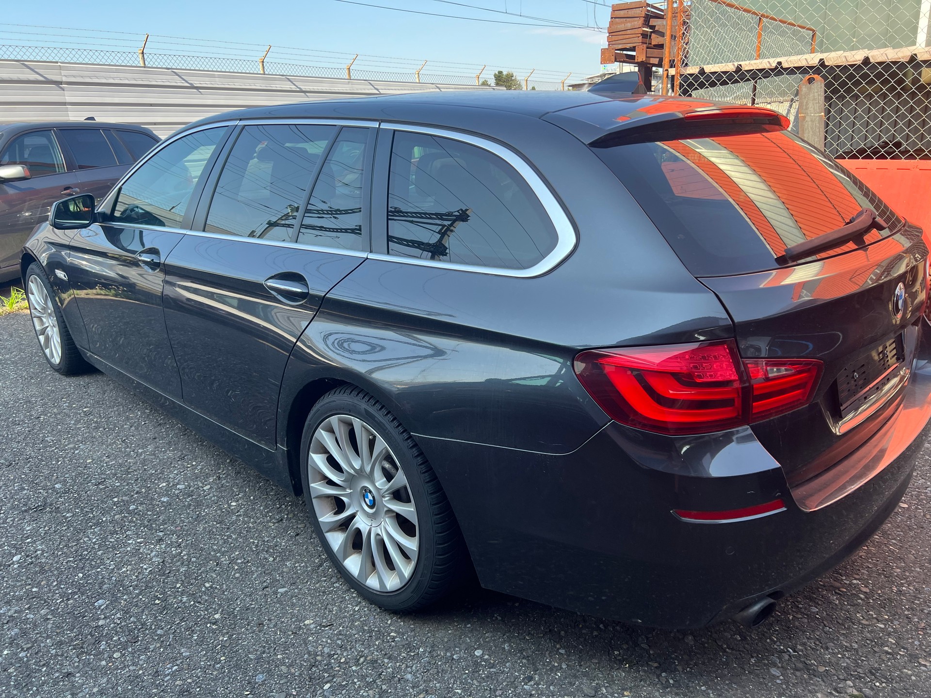 BMW 535i xDrive Touring Steptronic-image-1