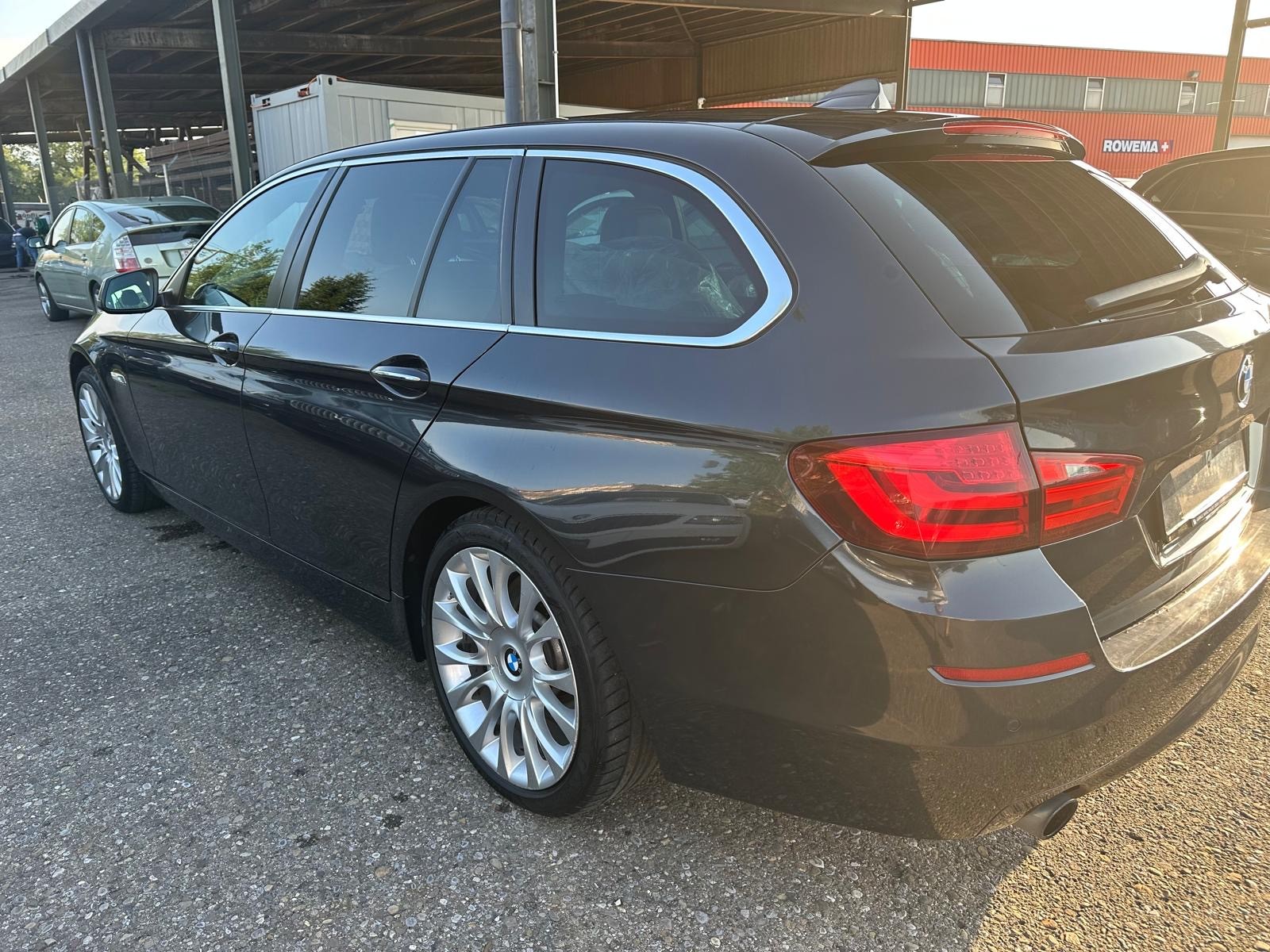 BMW 535i xDrive Touring Steptronic-image-10