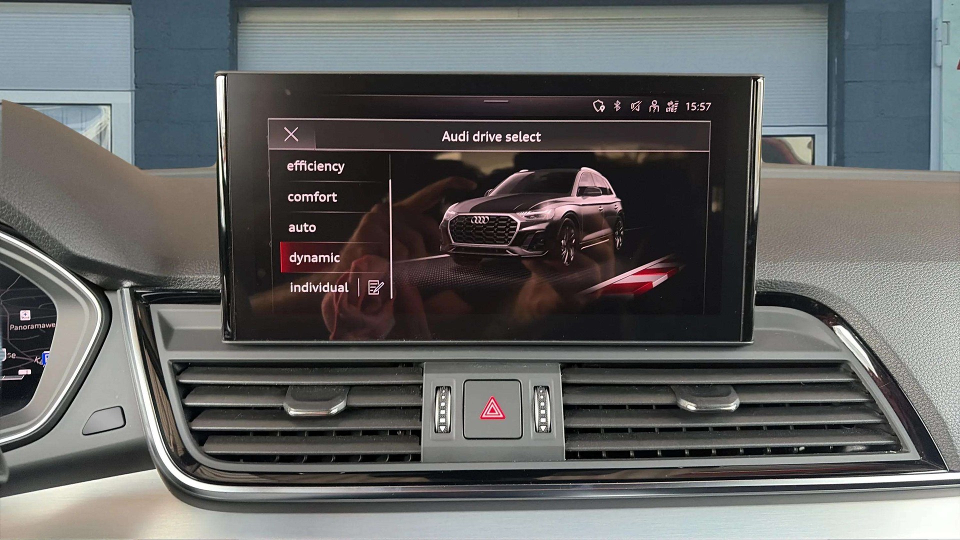 AUDI Q5 40 TDI S line quattro S-tronic mit Panoramadach & 5J Werksgarantie oder bis 100000km-image-22