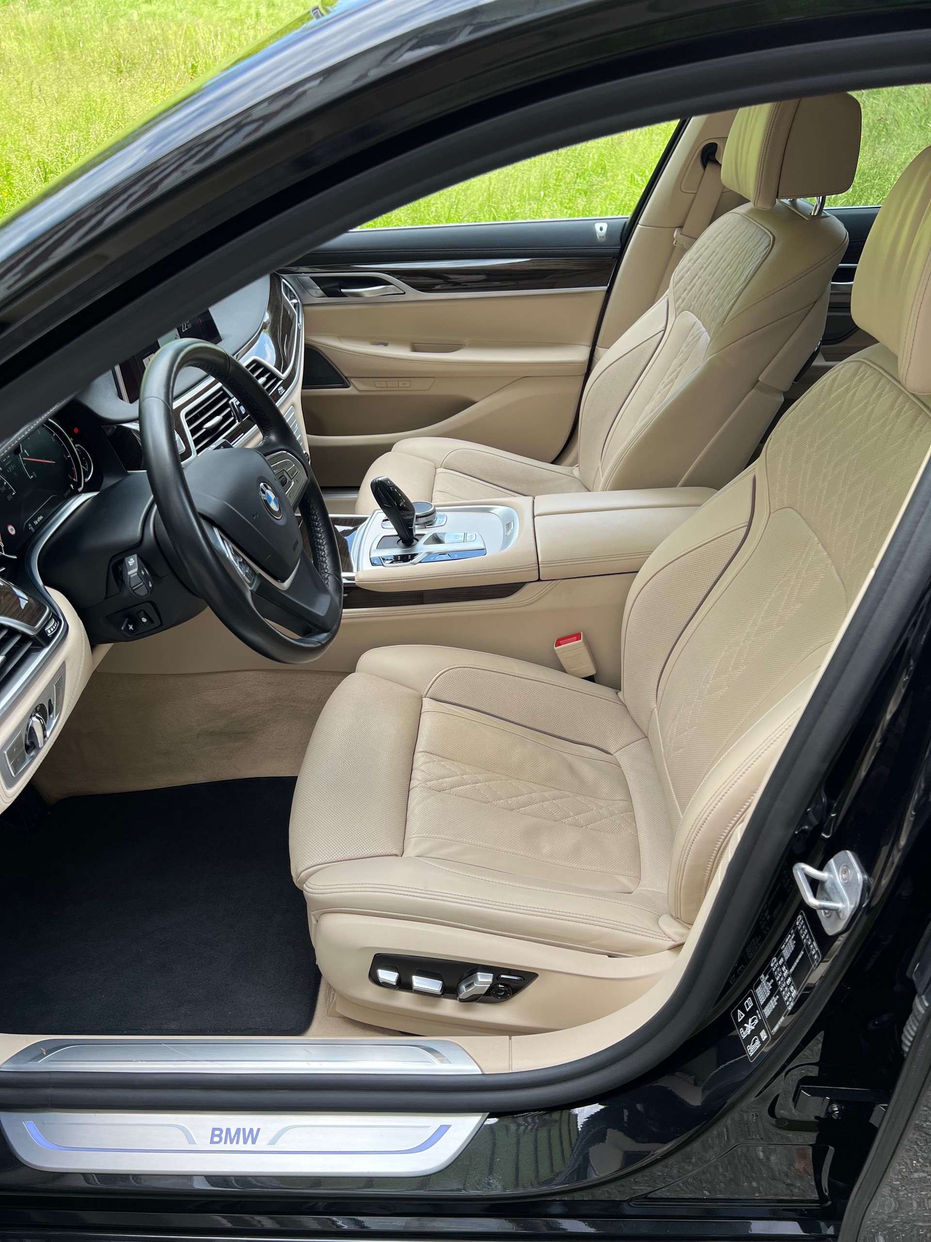 BMW 730d xDrive Steptronic-image-11