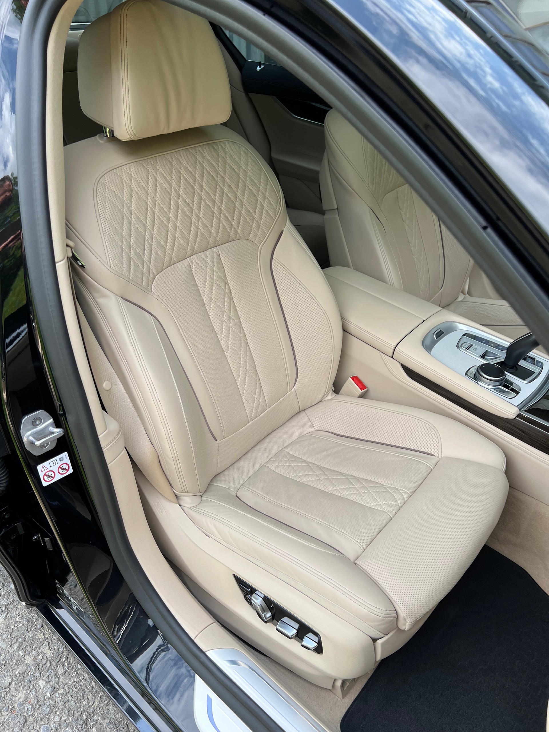 BMW 730d xDrive Steptronic-image-19