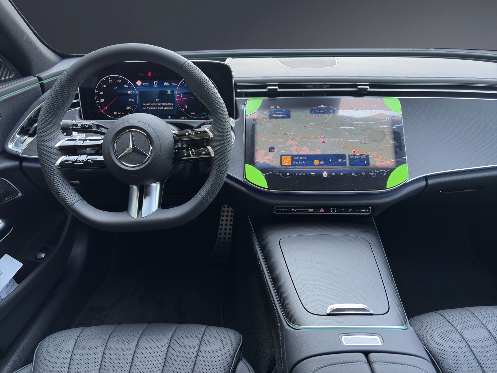MERCEDES-BENZ E 220 d T 4Matic 9G-Tronic-image-13