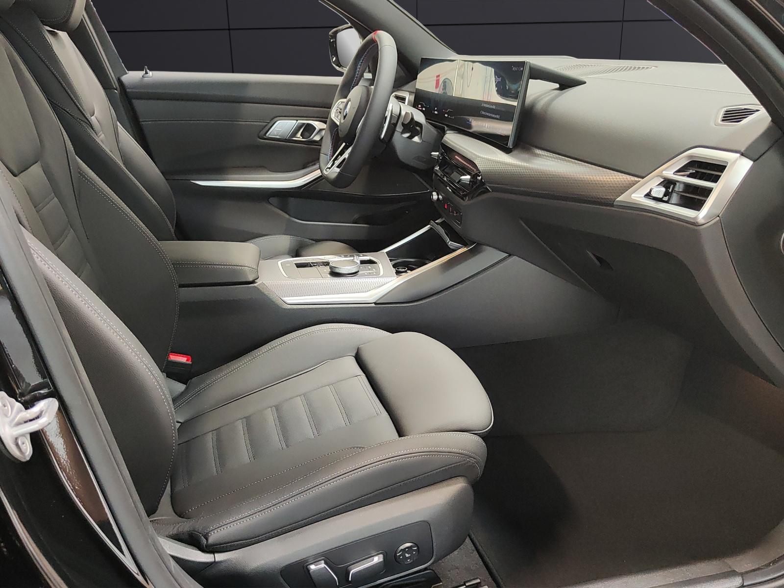 BMW M340i xDrive Touring-image-19