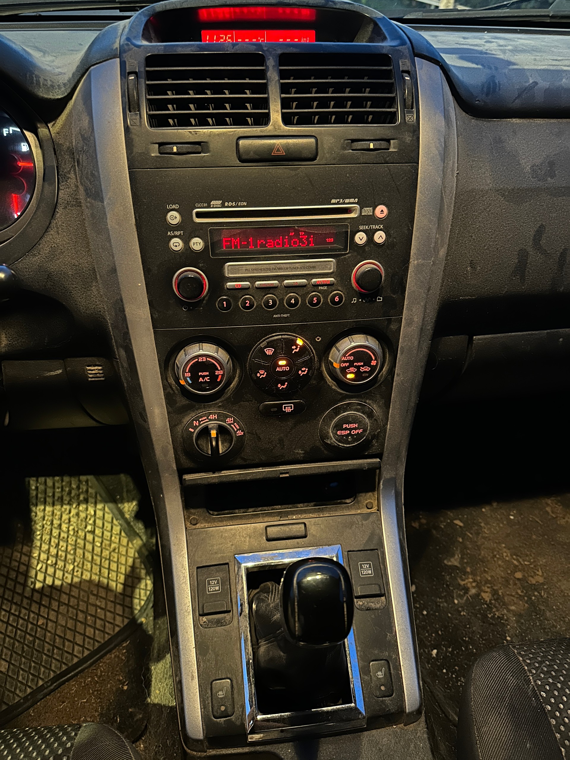 SUZUKI Grand Vitara 2.0 16V Top-image-9