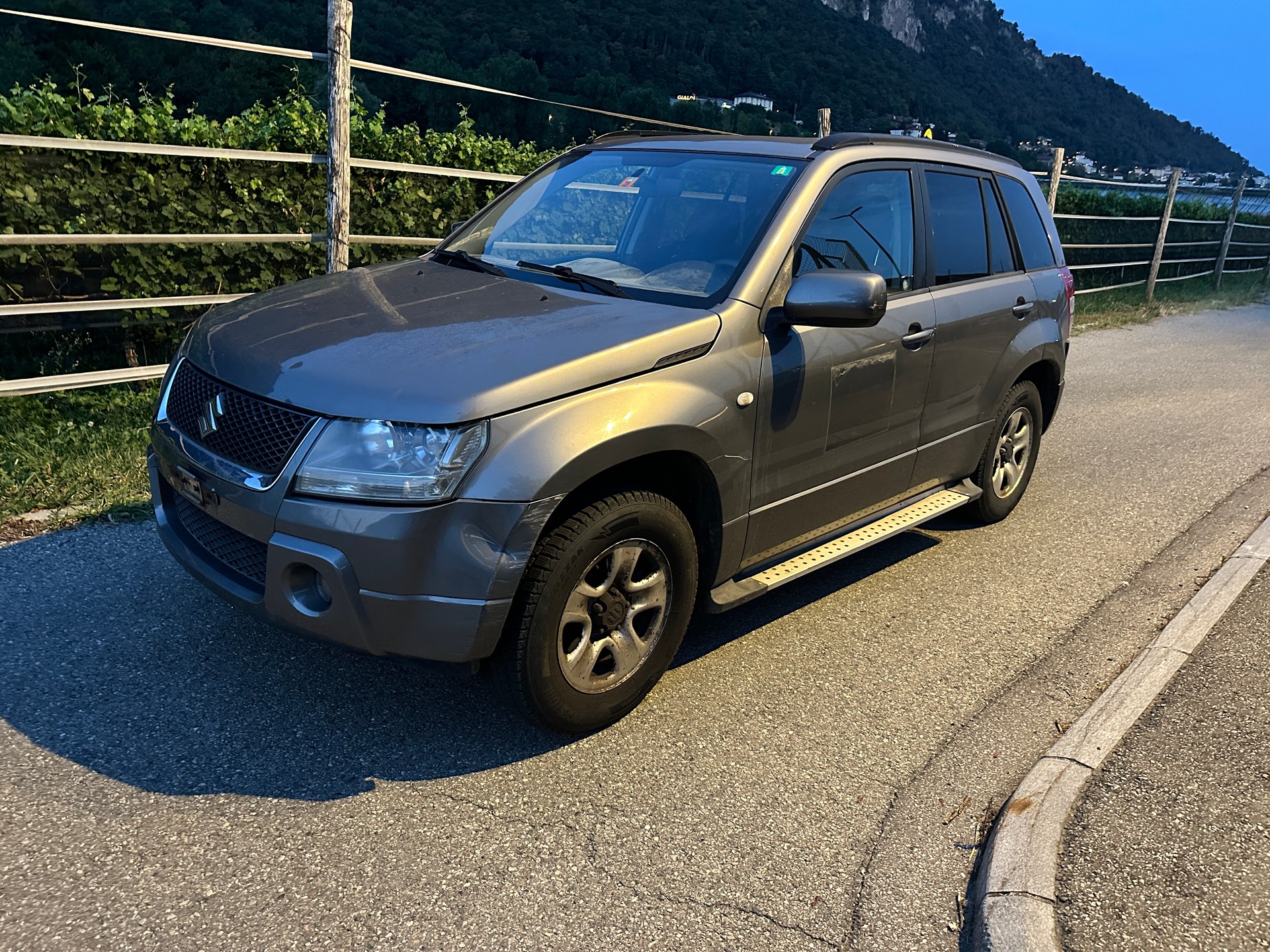 SUZUKI Grand Vitara 2.0 16V Top-image-0