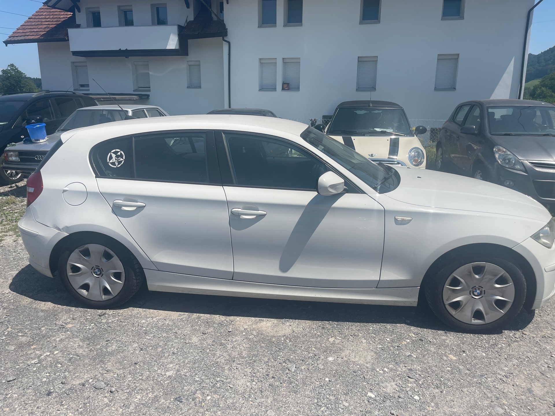 BMW 116i-image-8