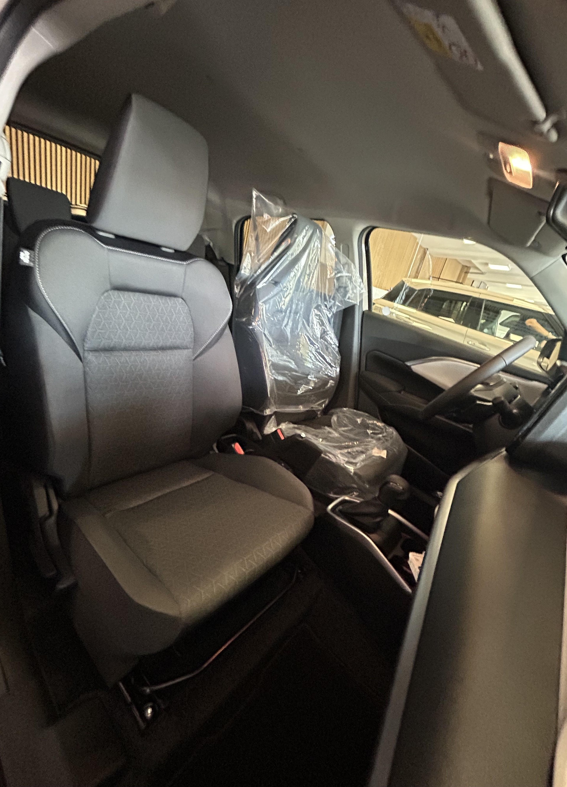 SUZUKI Swift 1.2 Compact Top Hybrid-image-14