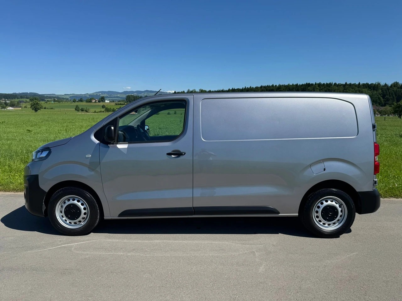 CITROEN Jumpy 1.5 BlueHDi 120 M-image-4