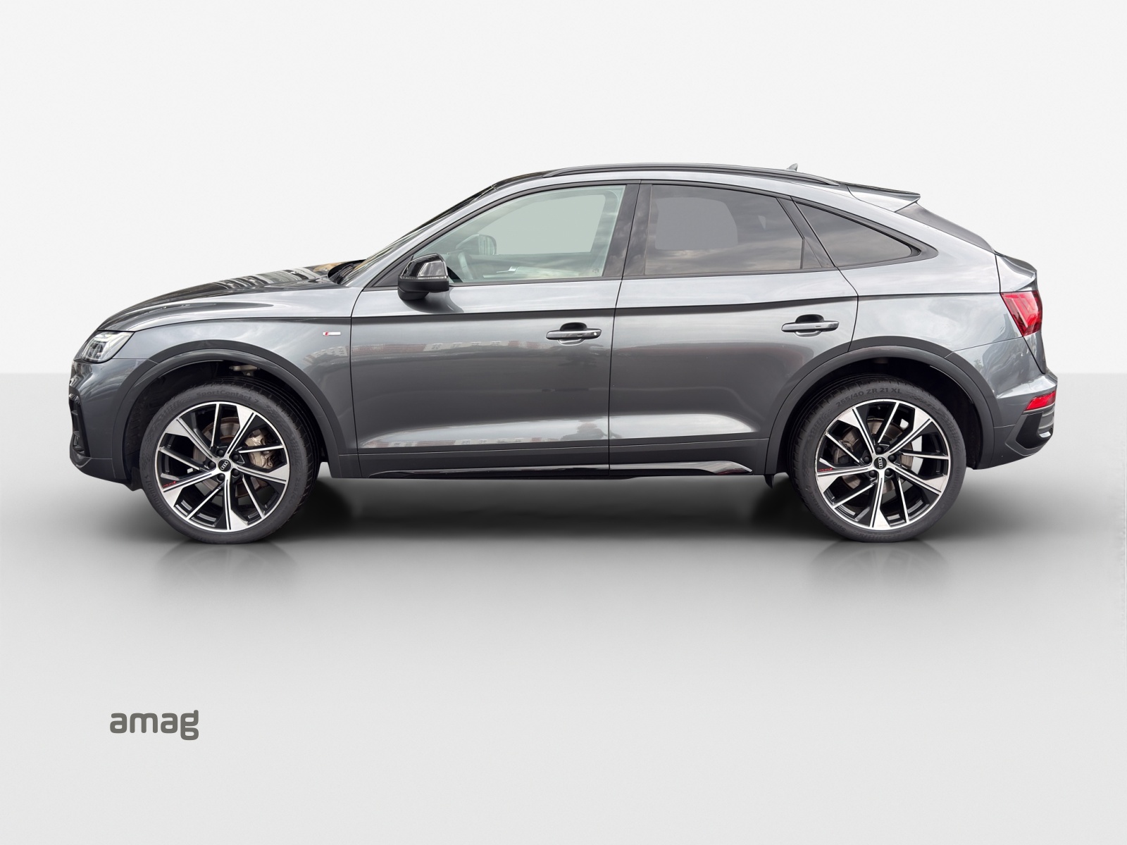 AUDI Q5 Sportback 40 TDI Blackedition quattro S-tronic-image-1