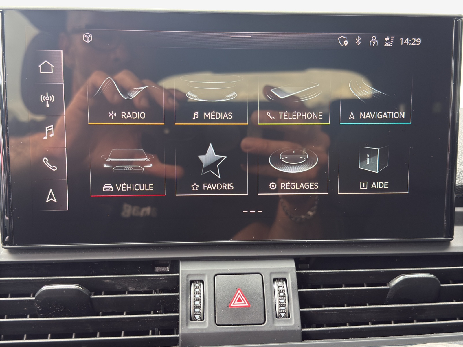 AUDI Q5 Sportback 40 TDI Blackedition quattro S-tronic-image-15