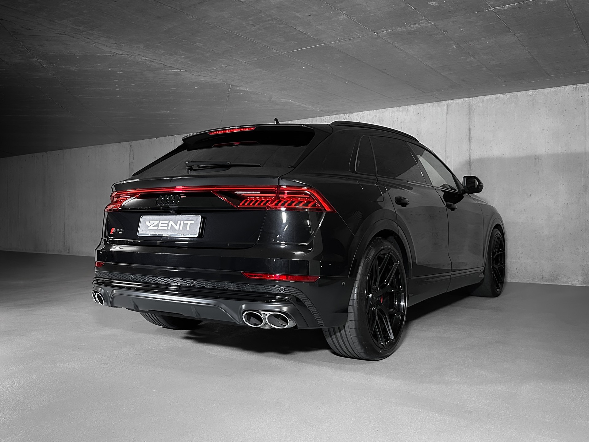 AUDI SQ8 TFSI quattro tiptronic-showroom-element-2