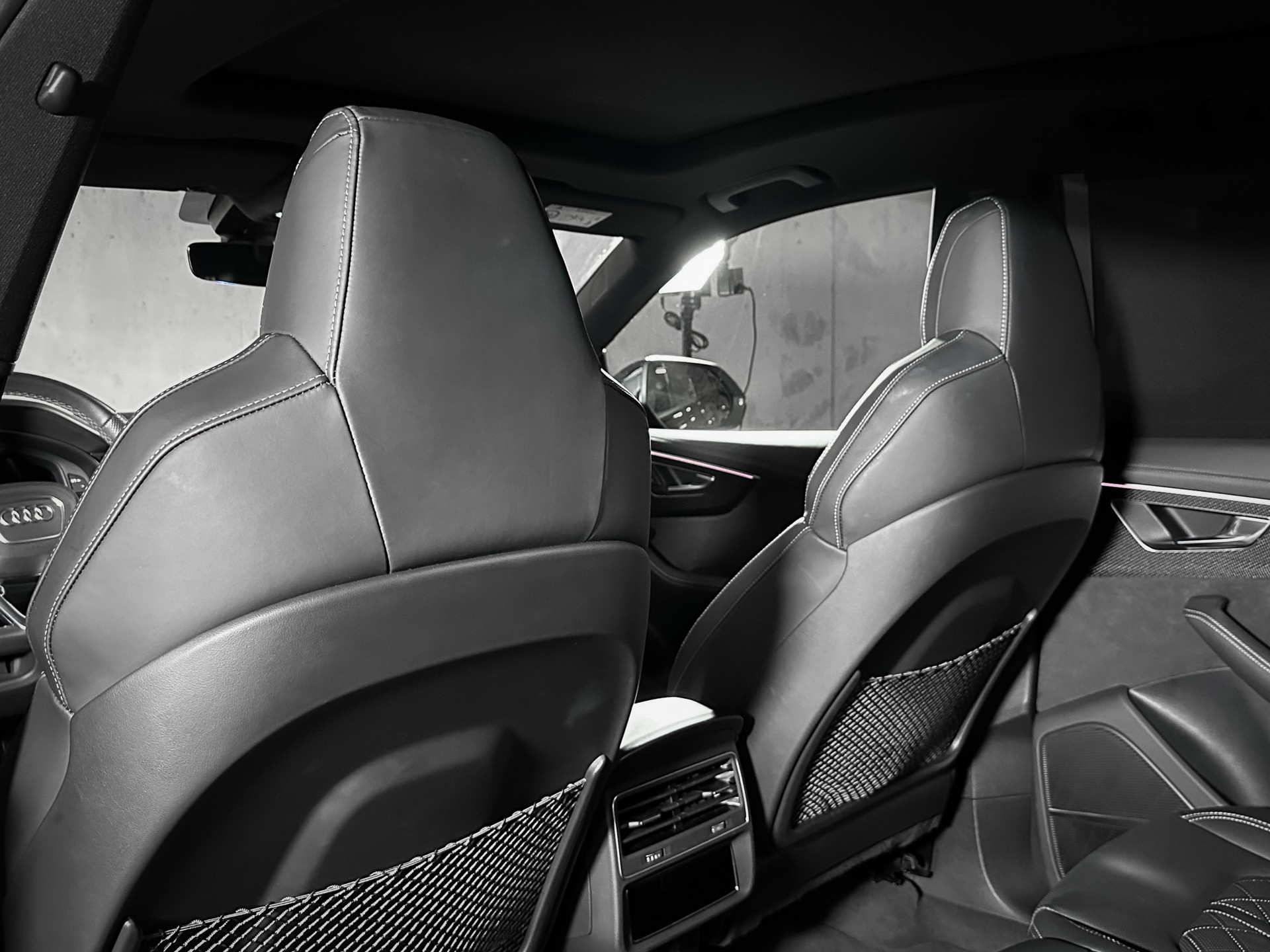 AUDI SQ8 TFSI quattro tiptronic-image-19