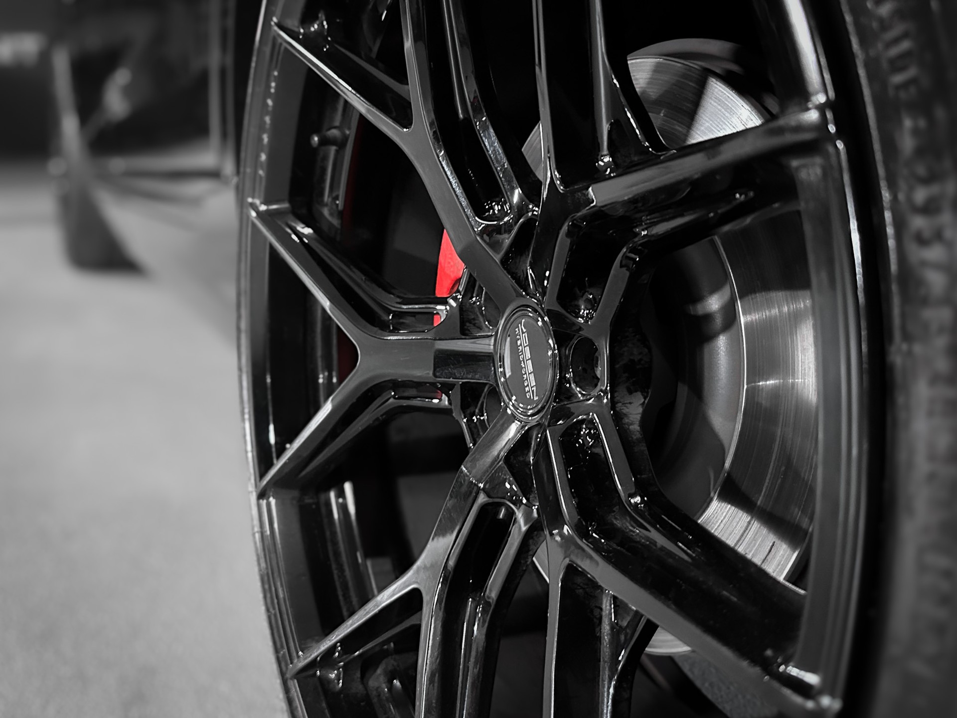 AUDI SQ8 TFSI quattro tiptronic-image-11