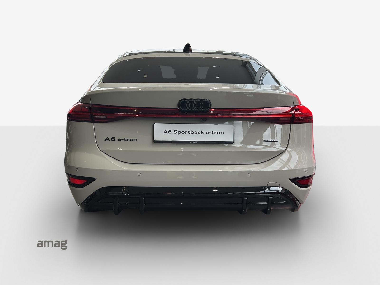 AUDI A6 Sportback e-tron quattro-showroom-element-3