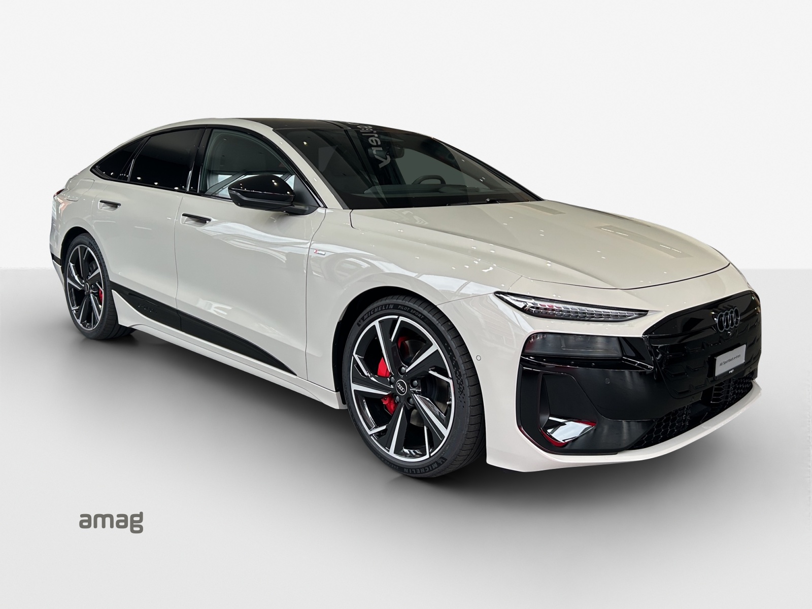 AUDI A6 Sportback e-tron quattro-image-5