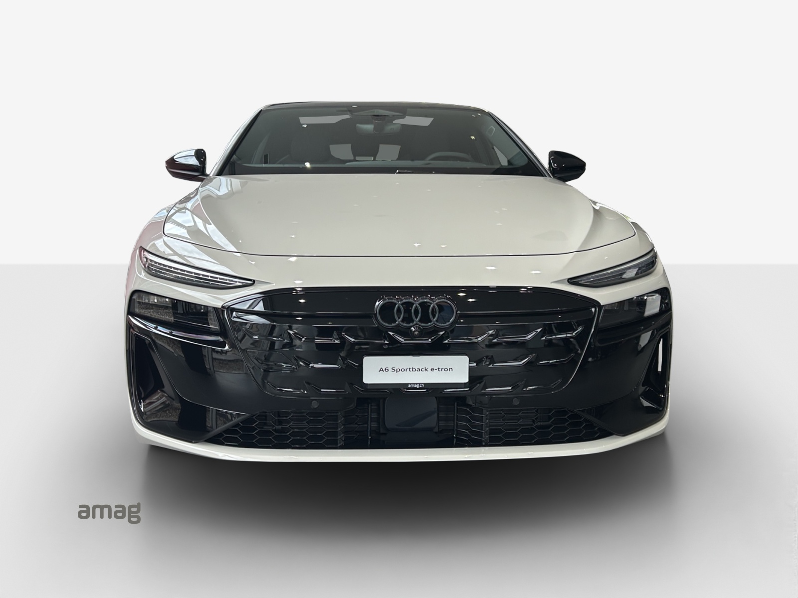 AUDI A6 Sportback e-tron quattro-image-6
