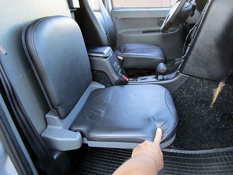 LTI Taxi (TX4)-image-11