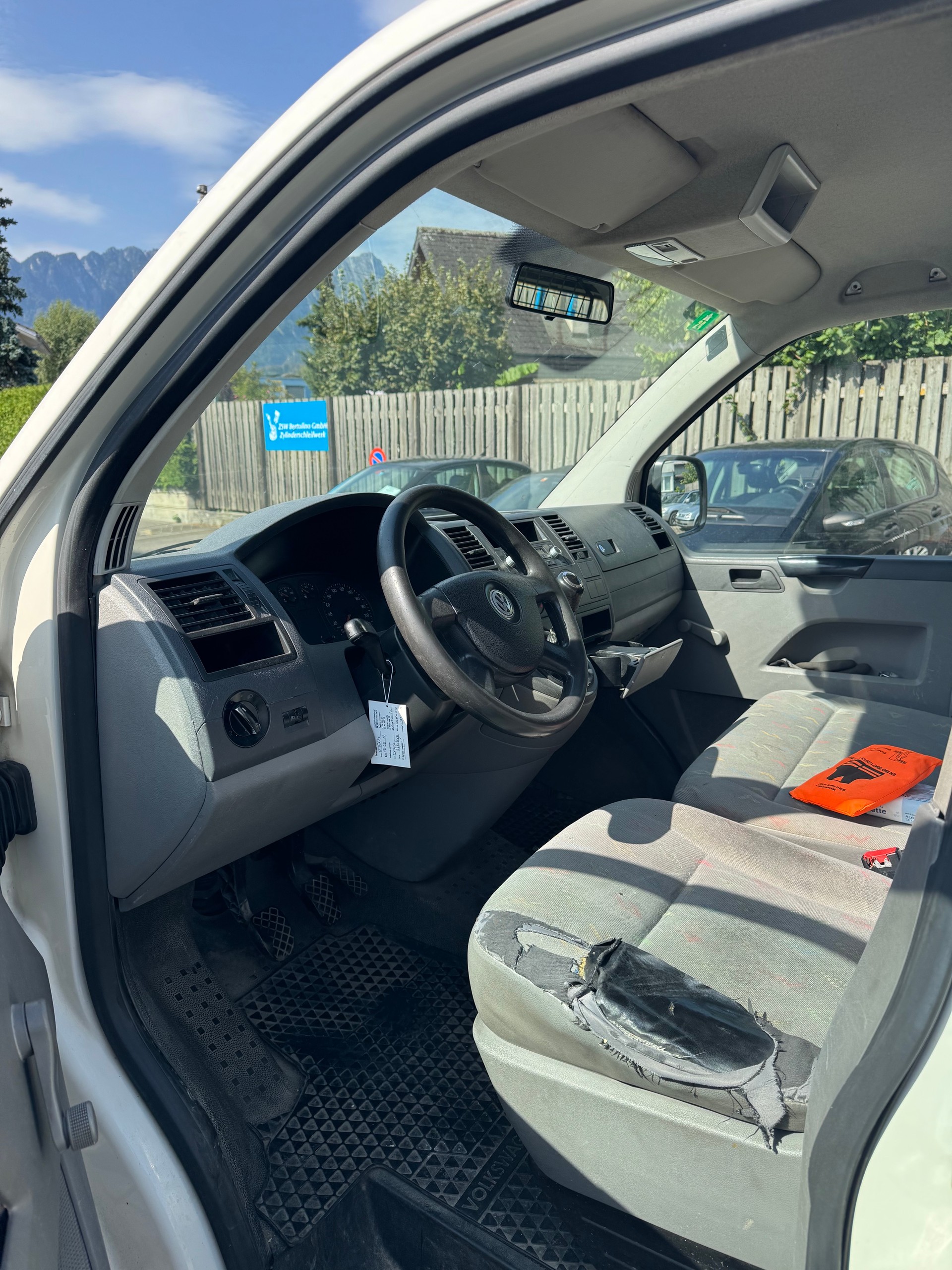 VW T5 2.5 TDI PD 4MOTION-image-4