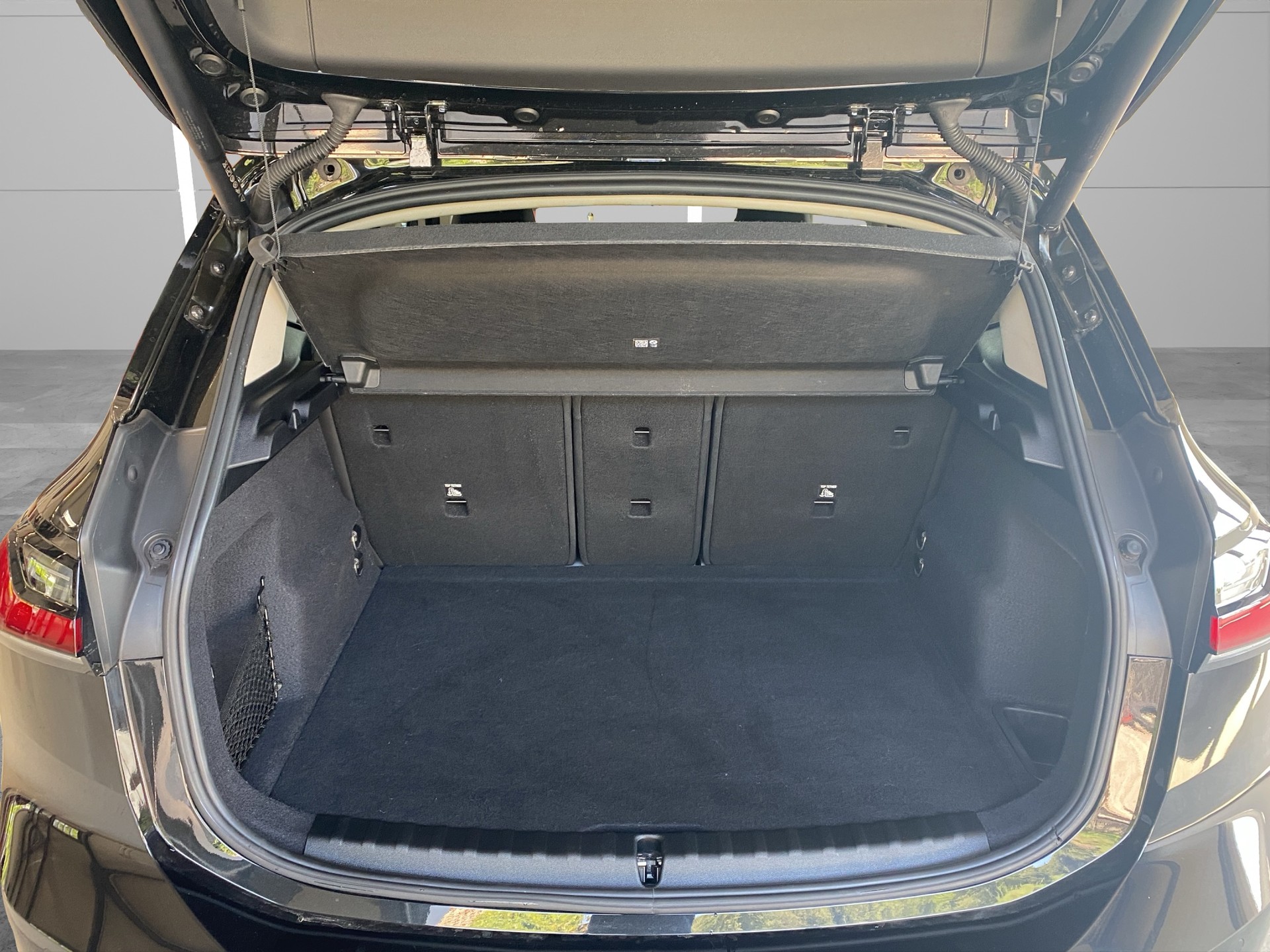 BMW 218i Active Tourer DKG-image-5