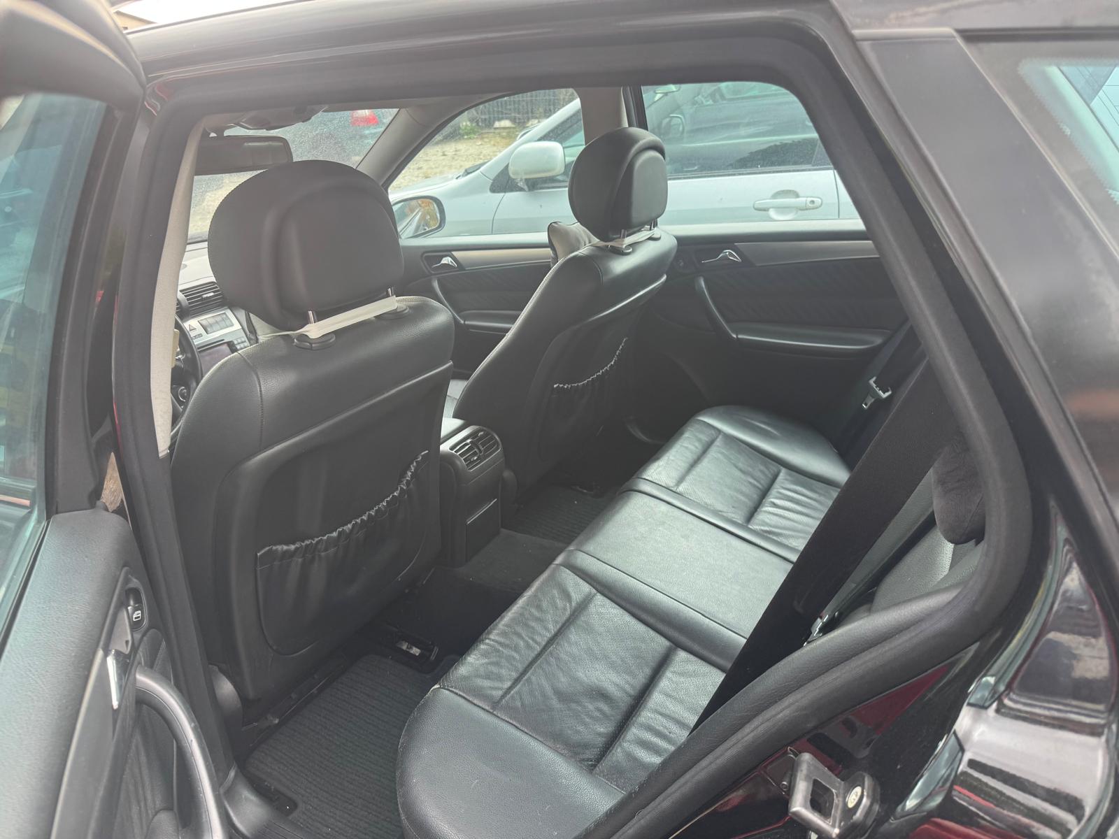 MERCEDES-BENZ C 220 CDI Elégance-image-3