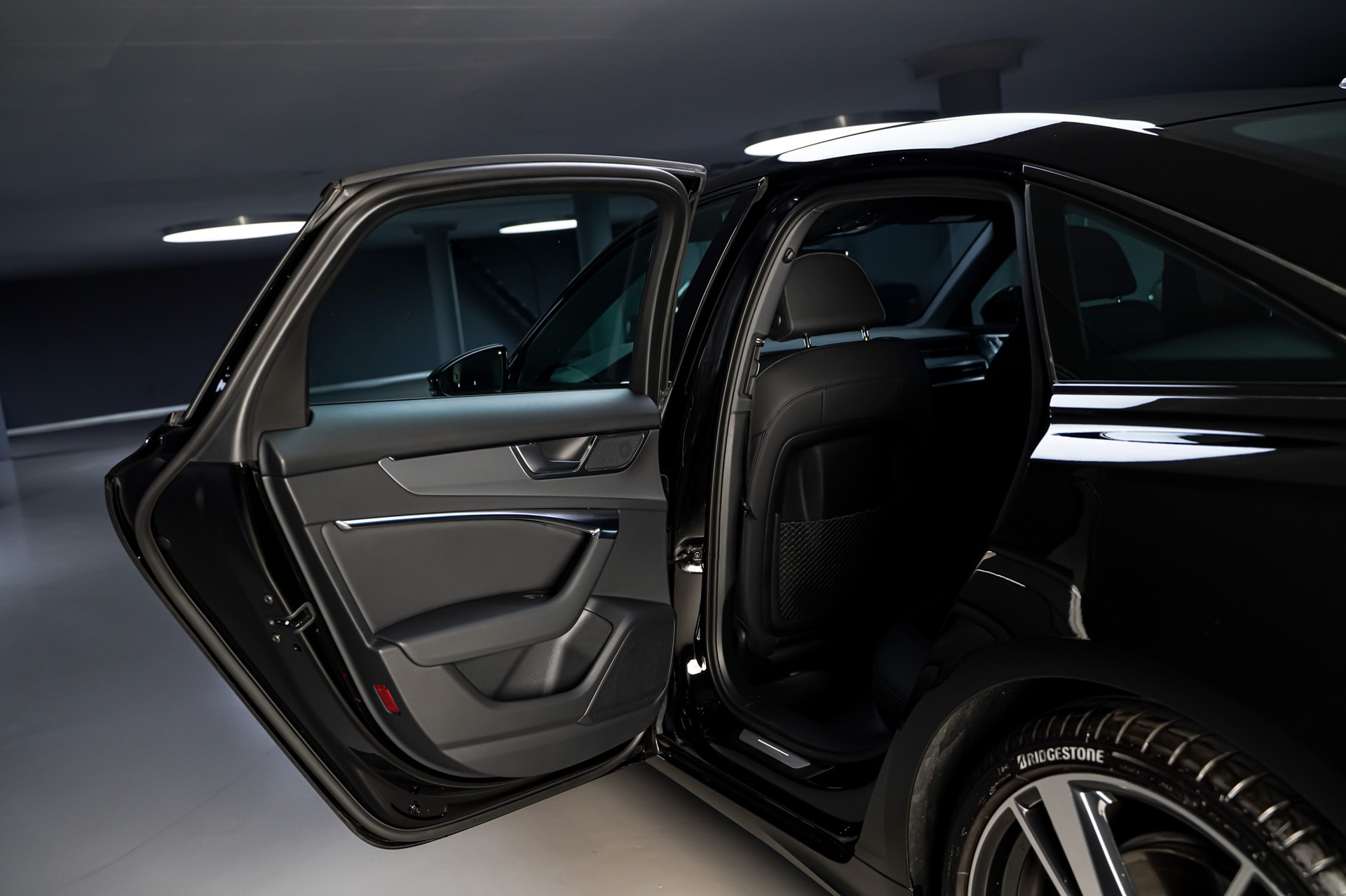 AUDI S6 Limousine 3.0 TDI quattro tiptronic-image-13