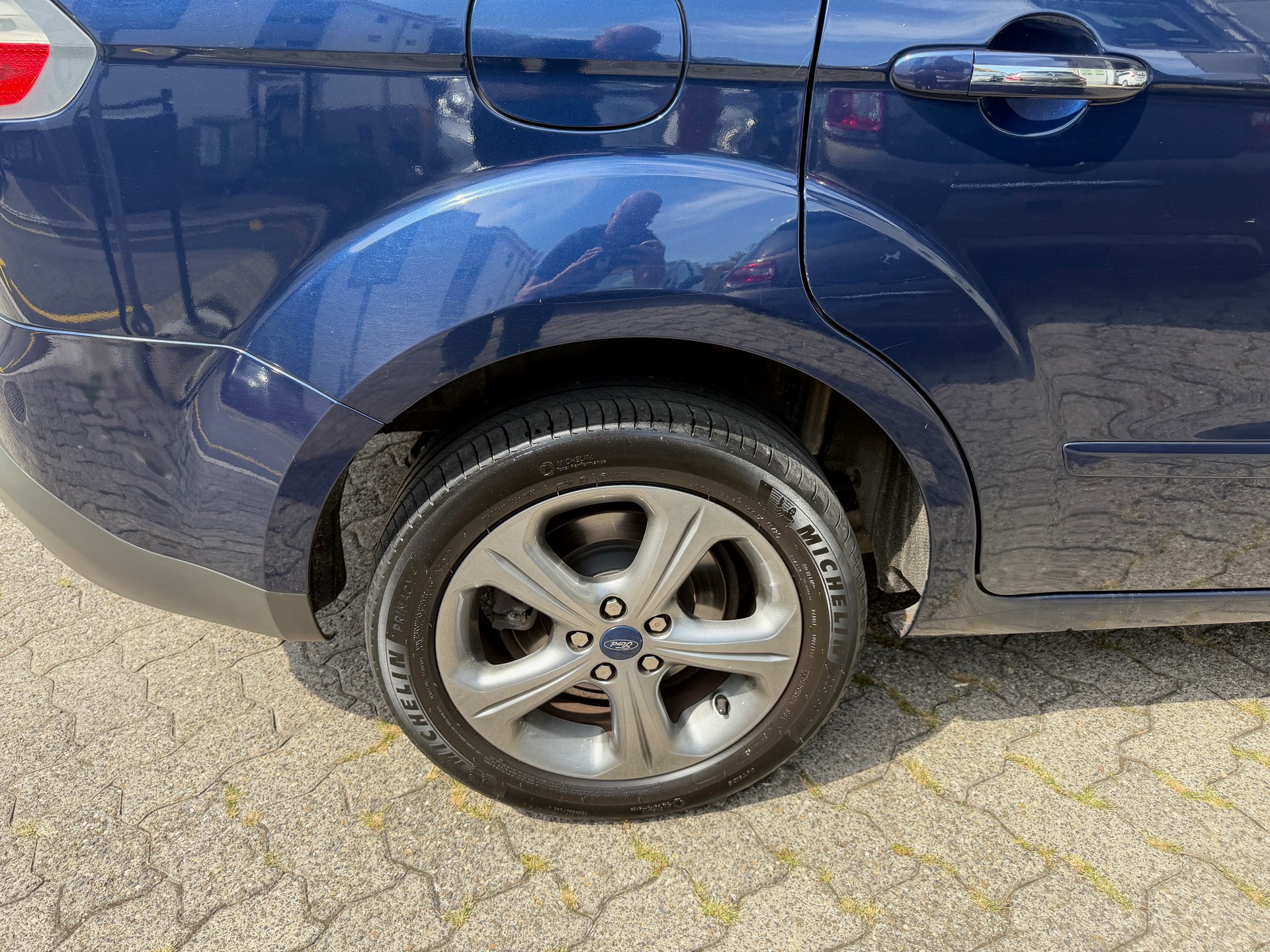 FORD S-Max 2.0i Titanium mit Garantie abschliessbar-image-7