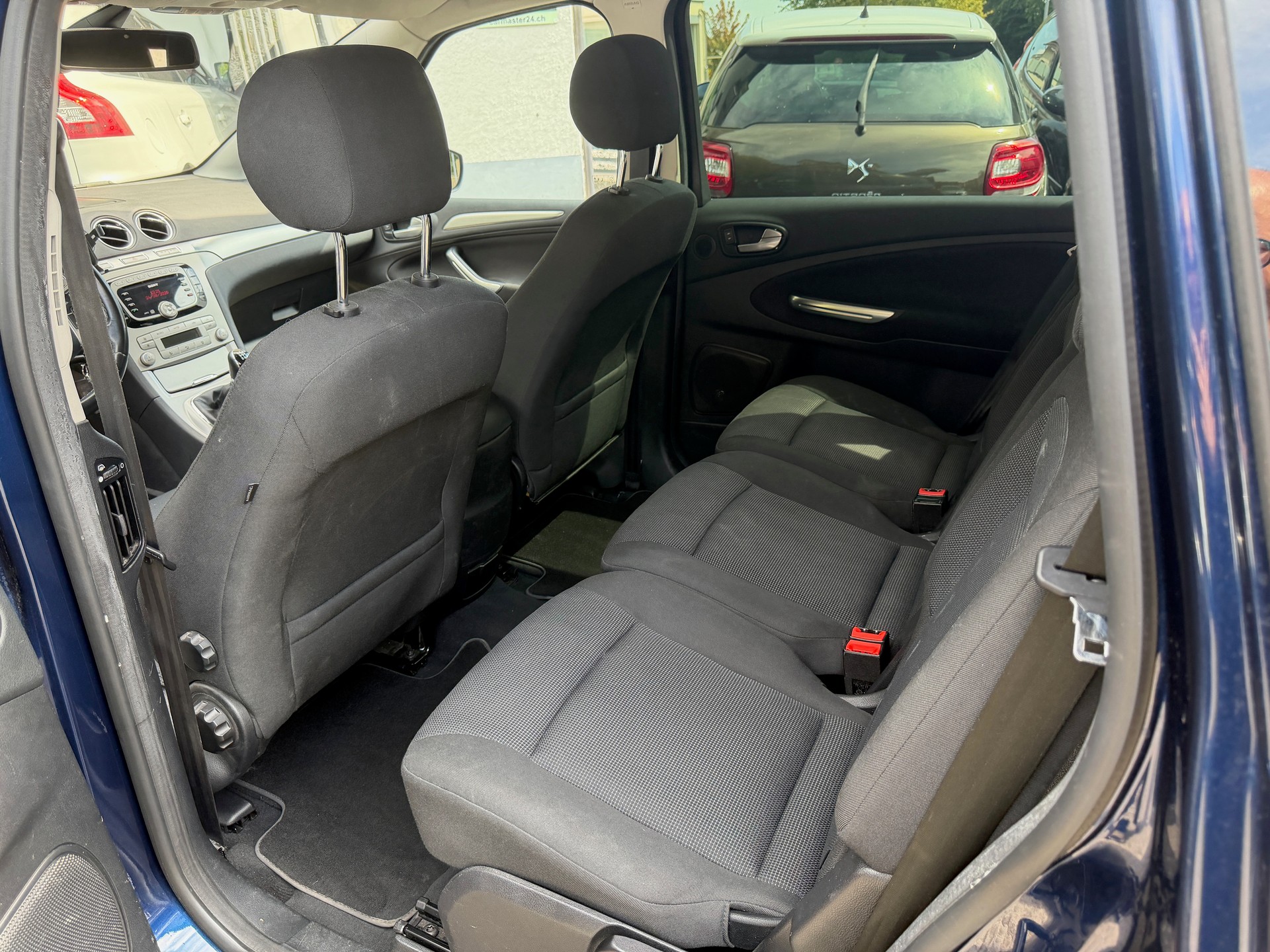 FORD S-Max 2.0i Titanium mit Garantie abschliessbar-image-6