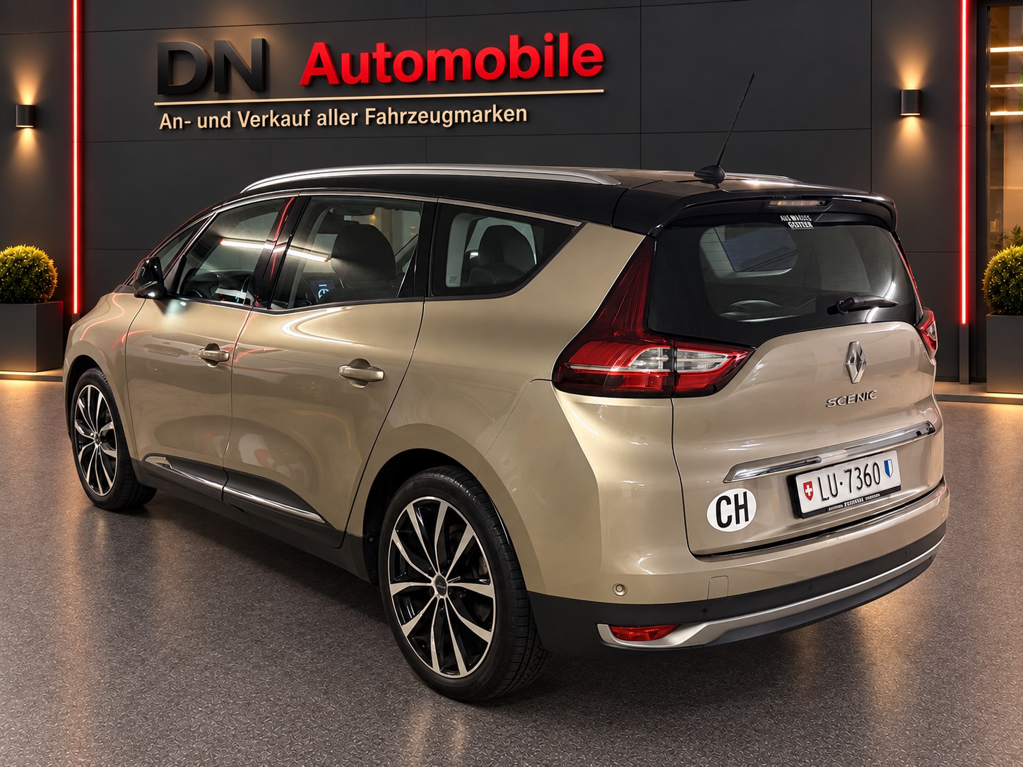 RENAULT Grand Scénic 1.6 dCi Intens EDC-image-4