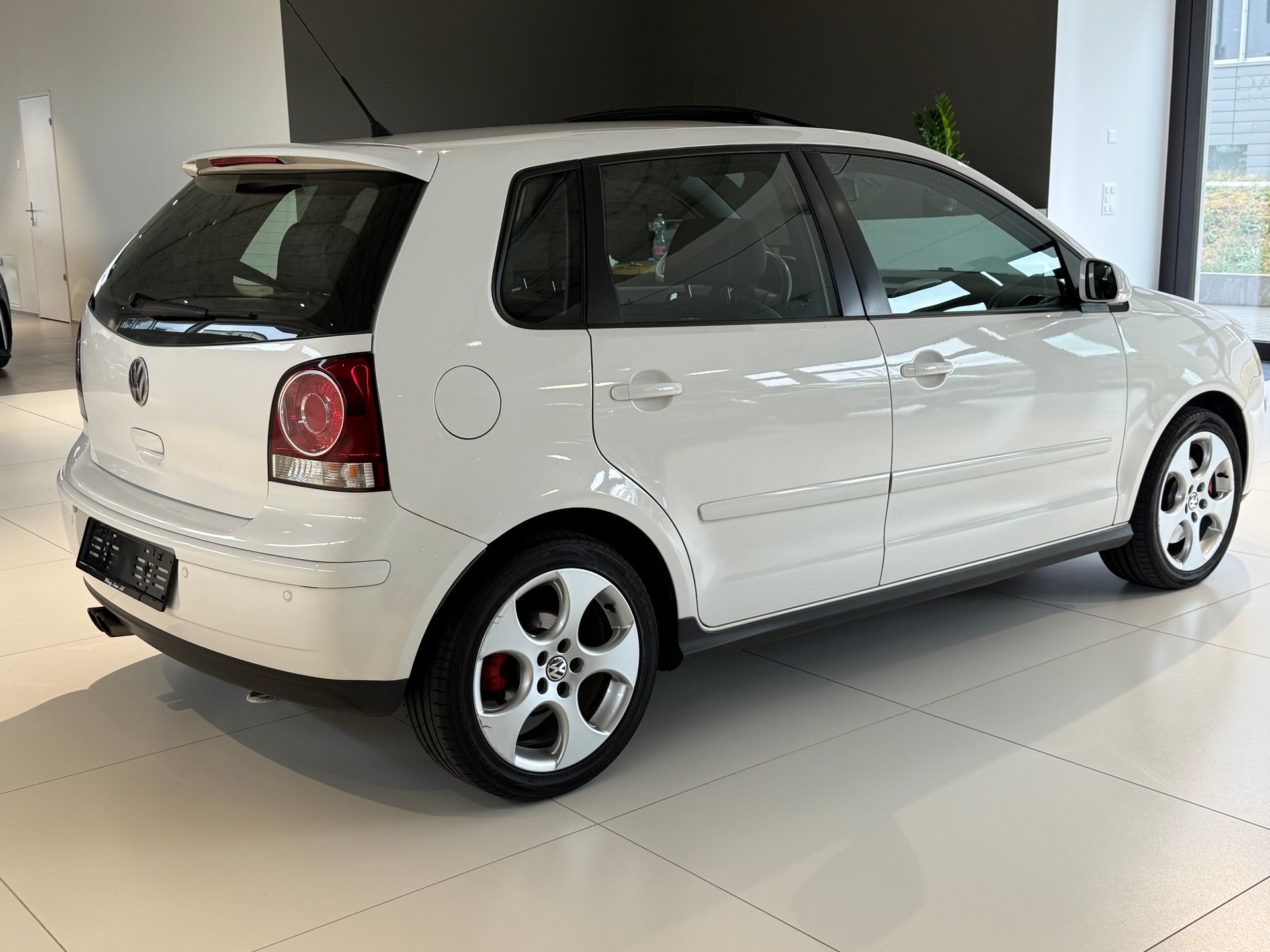 VW Polo 1.8 20V Turbo GTI ***Aus 1. Hand***Lückenloses Serviceheft***Klima***Leder***MFK Neu***-image-17