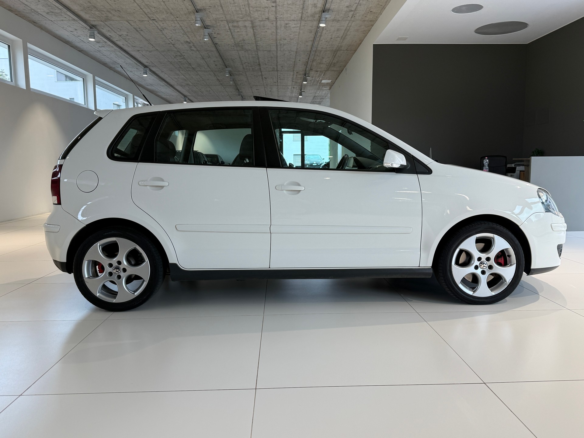 VW Polo 1.8 20V Turbo GTI ***Aus 1. Hand***Lückenloses Serviceheft***Klima***Leder***MFK Neu***-image-18