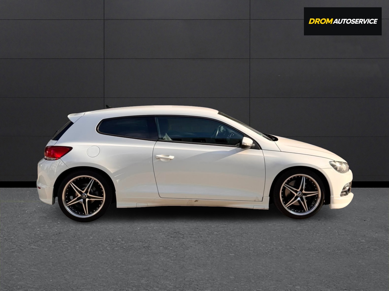 VW Scirocco 2.0 TSI-image-6
